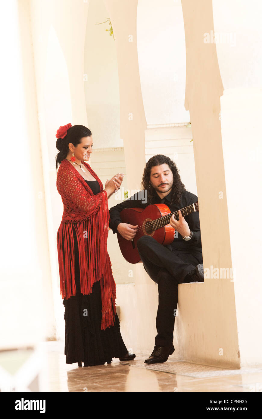 Spanish singer and guitarist playing flamenco songs Stock Photo Alamy