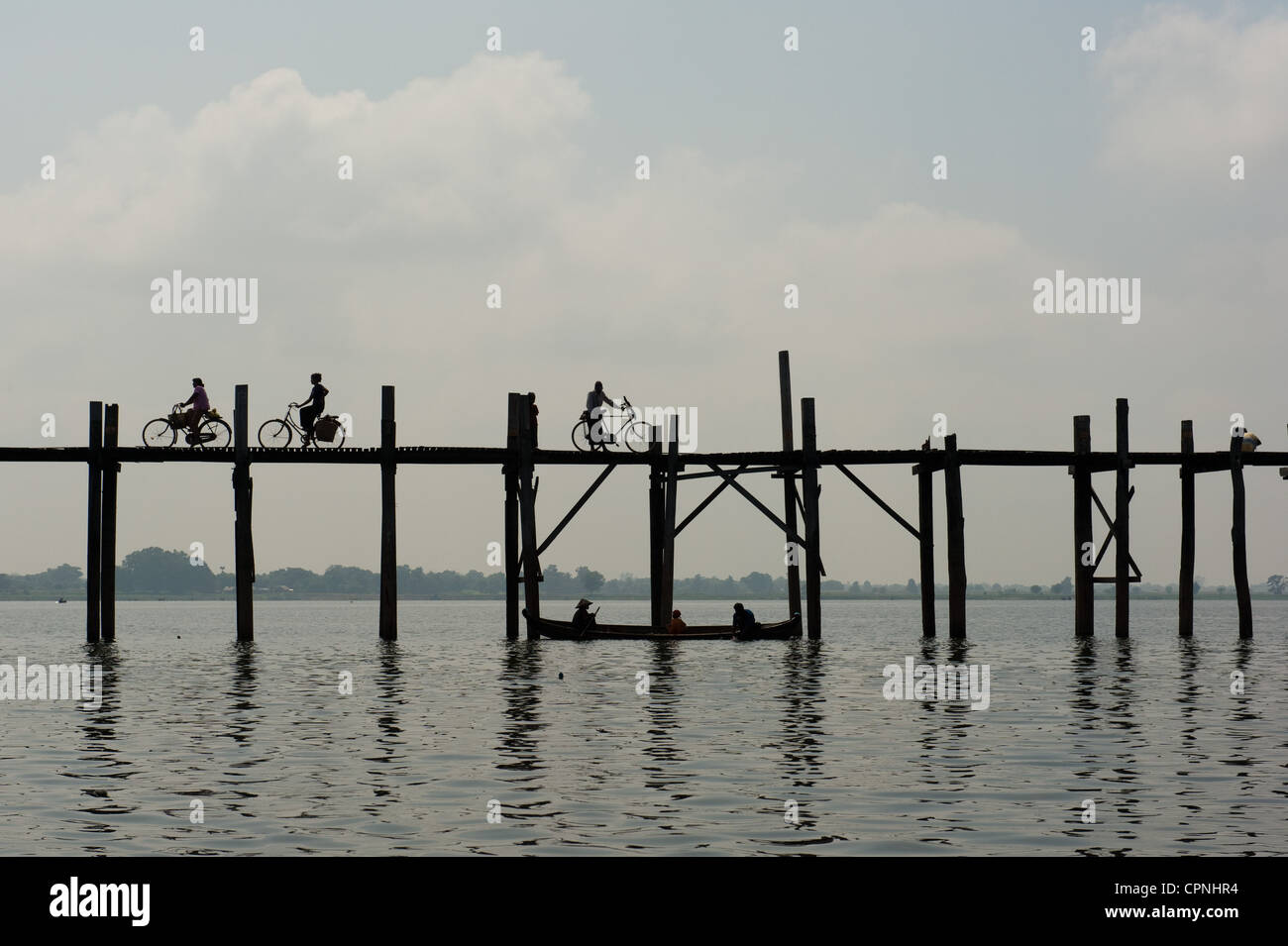 U Bein Teak Bridge Stock Photo - Alamy