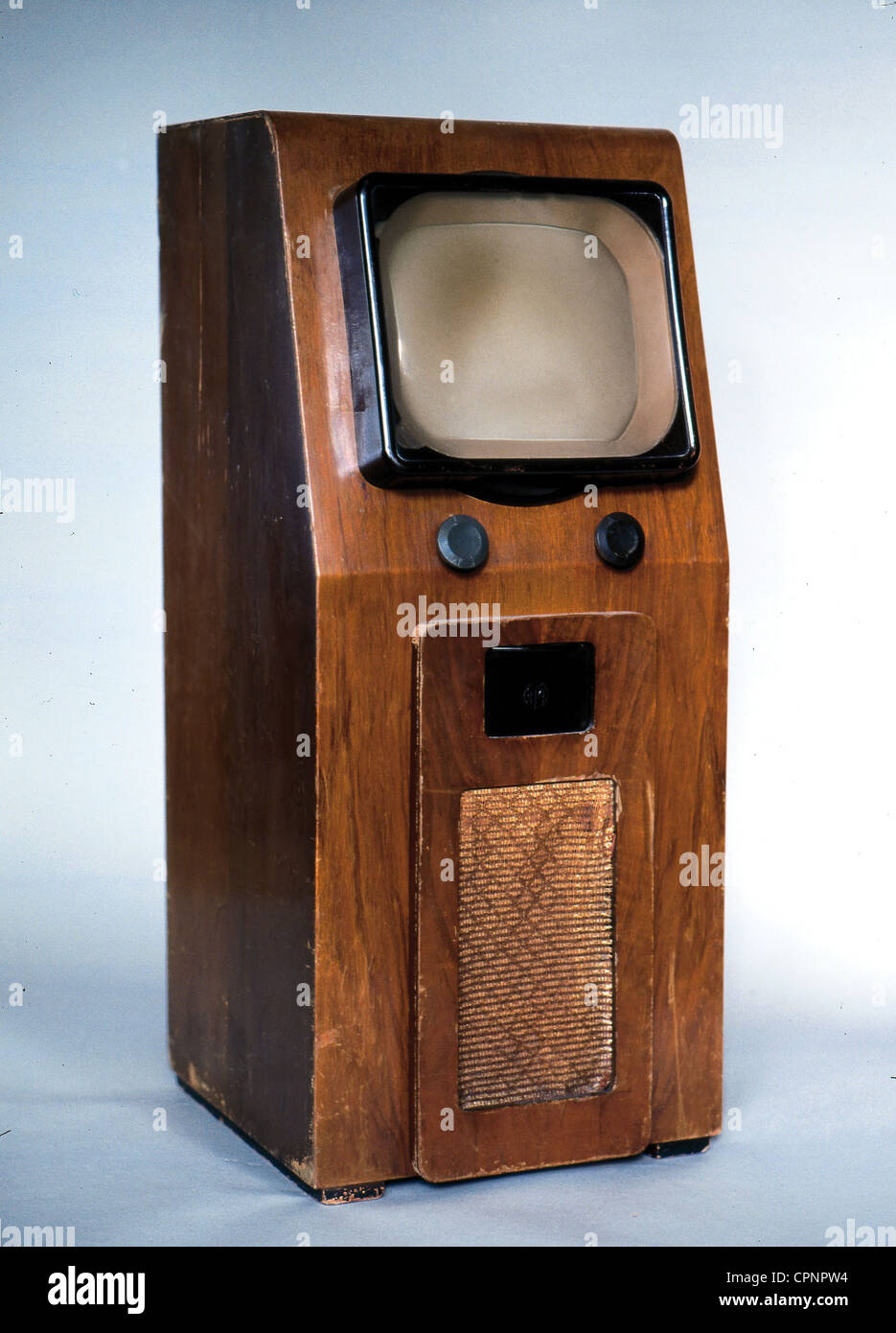 broadcast, television, Pye standalone television set D 16T, first