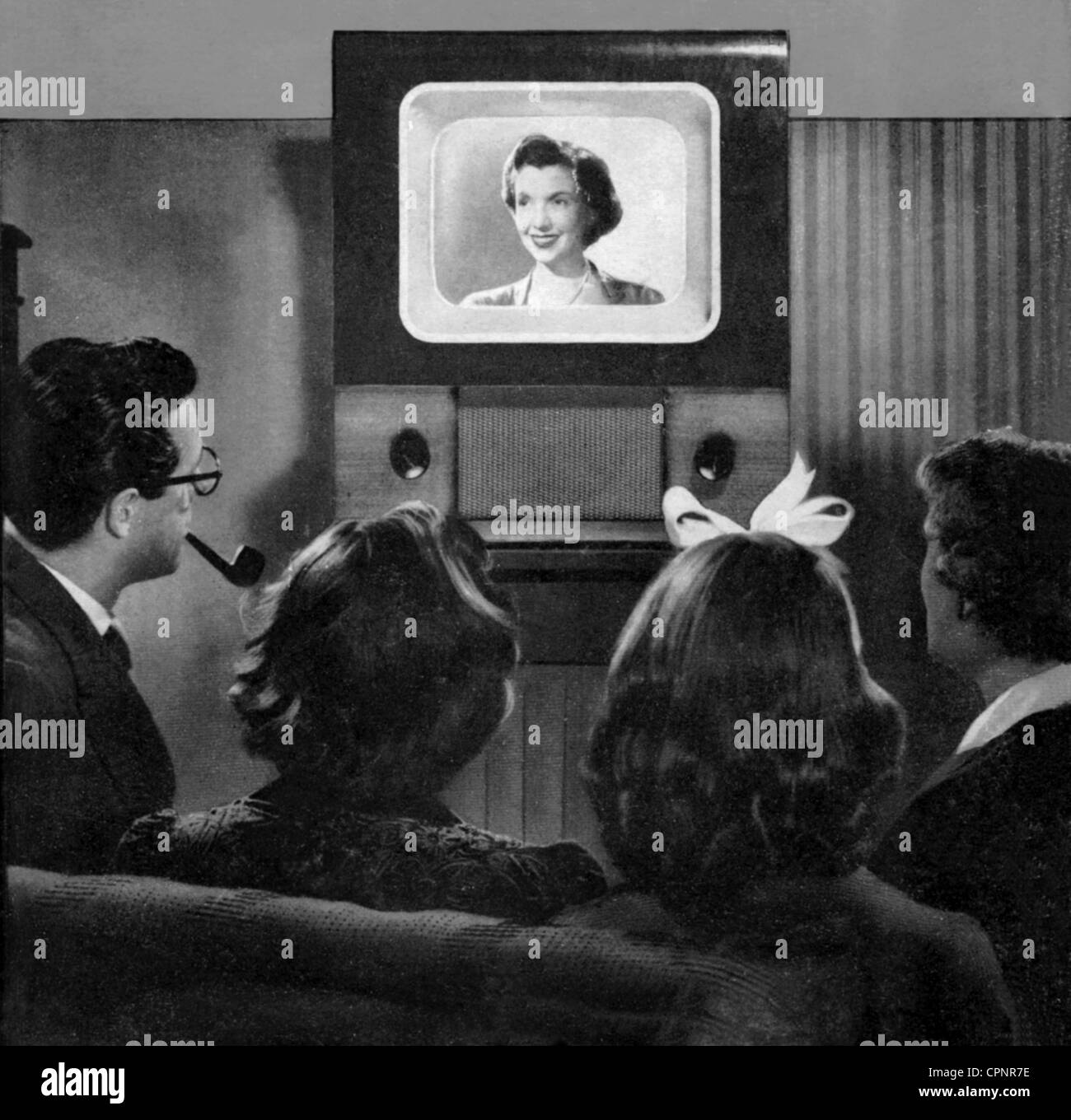 broadcast, television, viewers in front of a television set, cover picture of the book 'The Television Annual for 1952', Great Britain, 1952, Additional-Rights-Clearences-Not Available Stock Photo