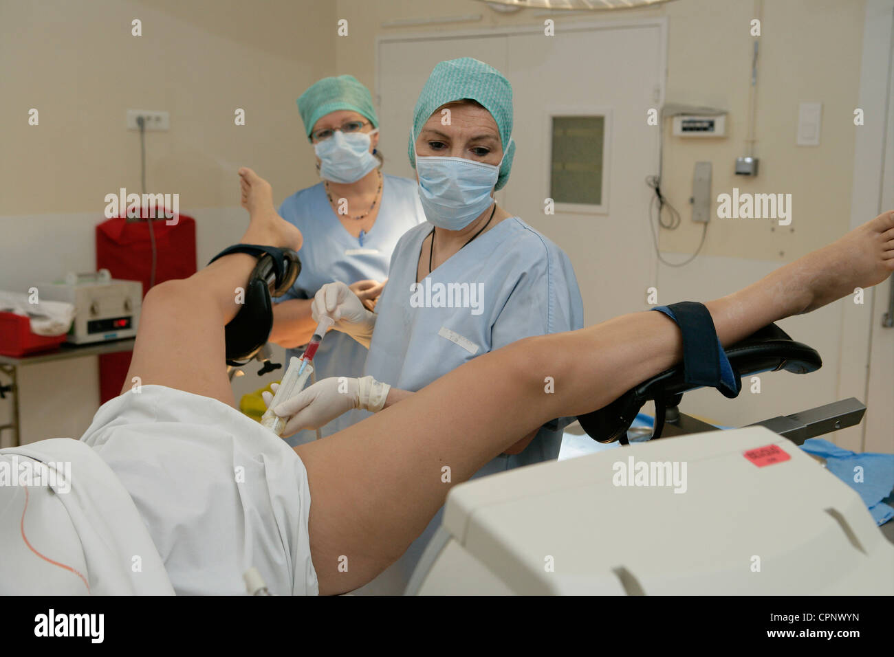 Ivf hi-res stock photography and images - Alamy