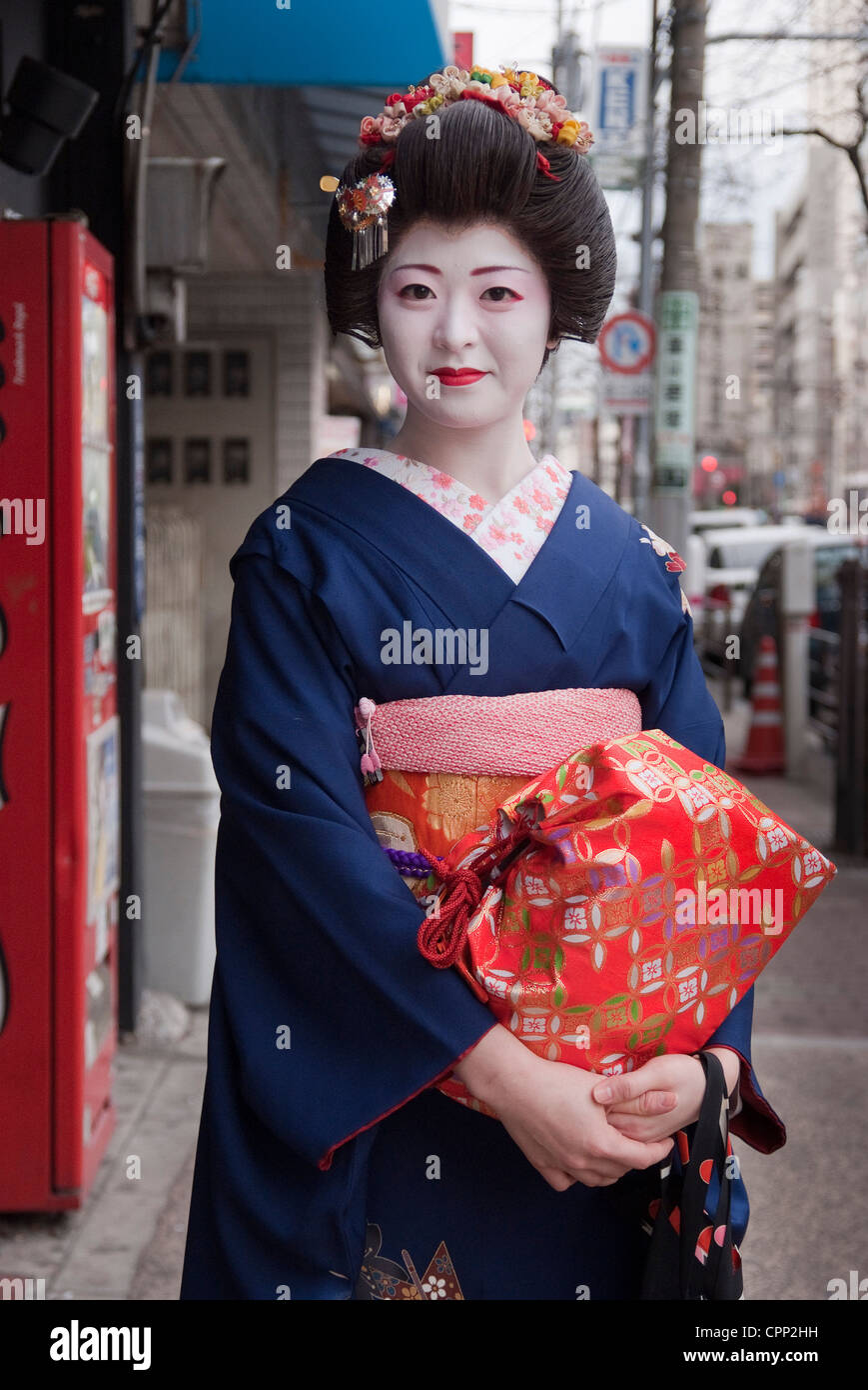 Old traditions japan hi-res stock photography and images - Alamy