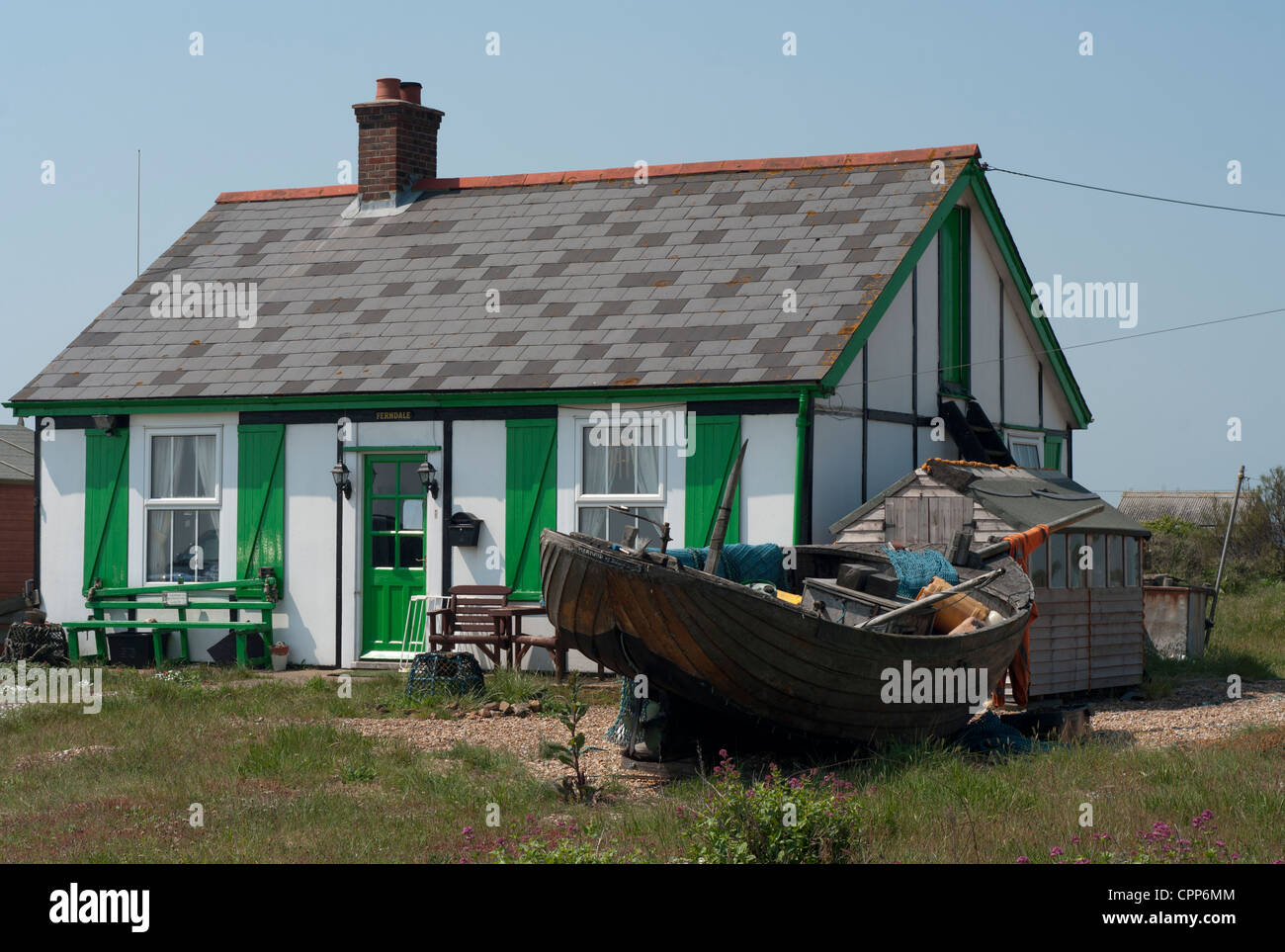 Ferndale Cottage Dungeness Beach Kent Uk Detached Cottages Houses