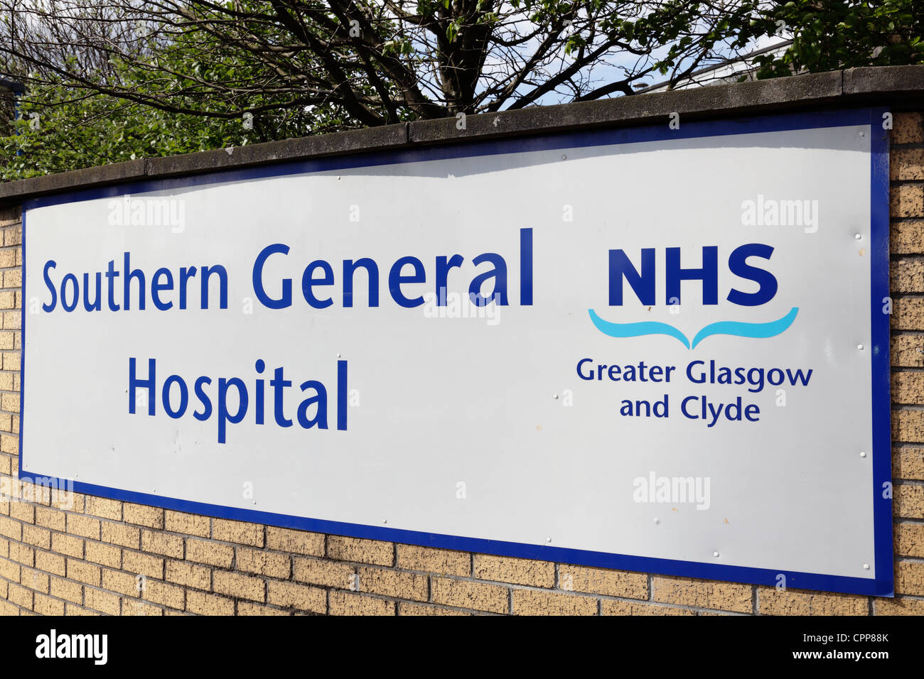 Sign At The Southern General Hospital In Glasgow Scotland Uk