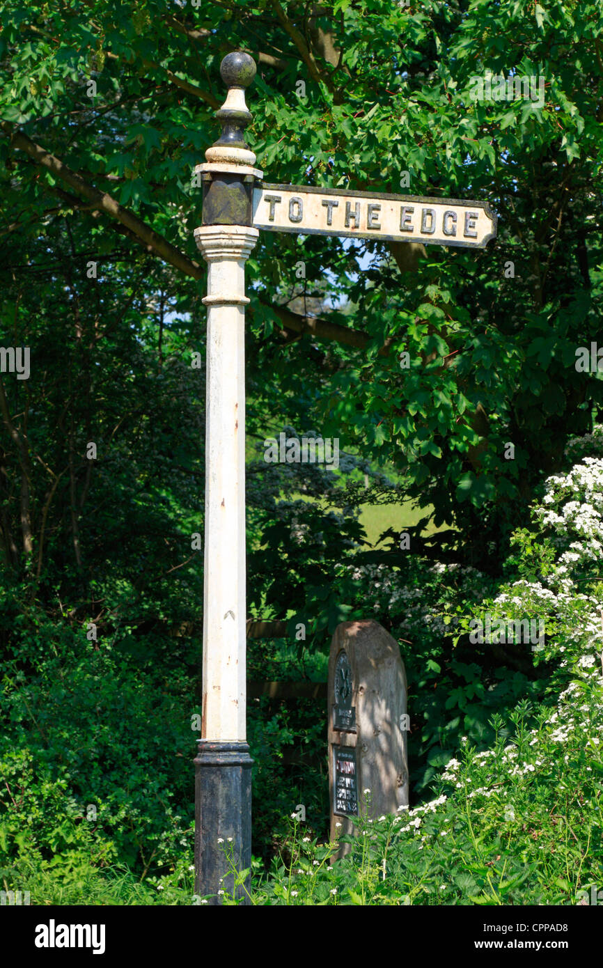To The Edge signpost, Alderley Edge, Cheshire, England, UK. Stock Photo