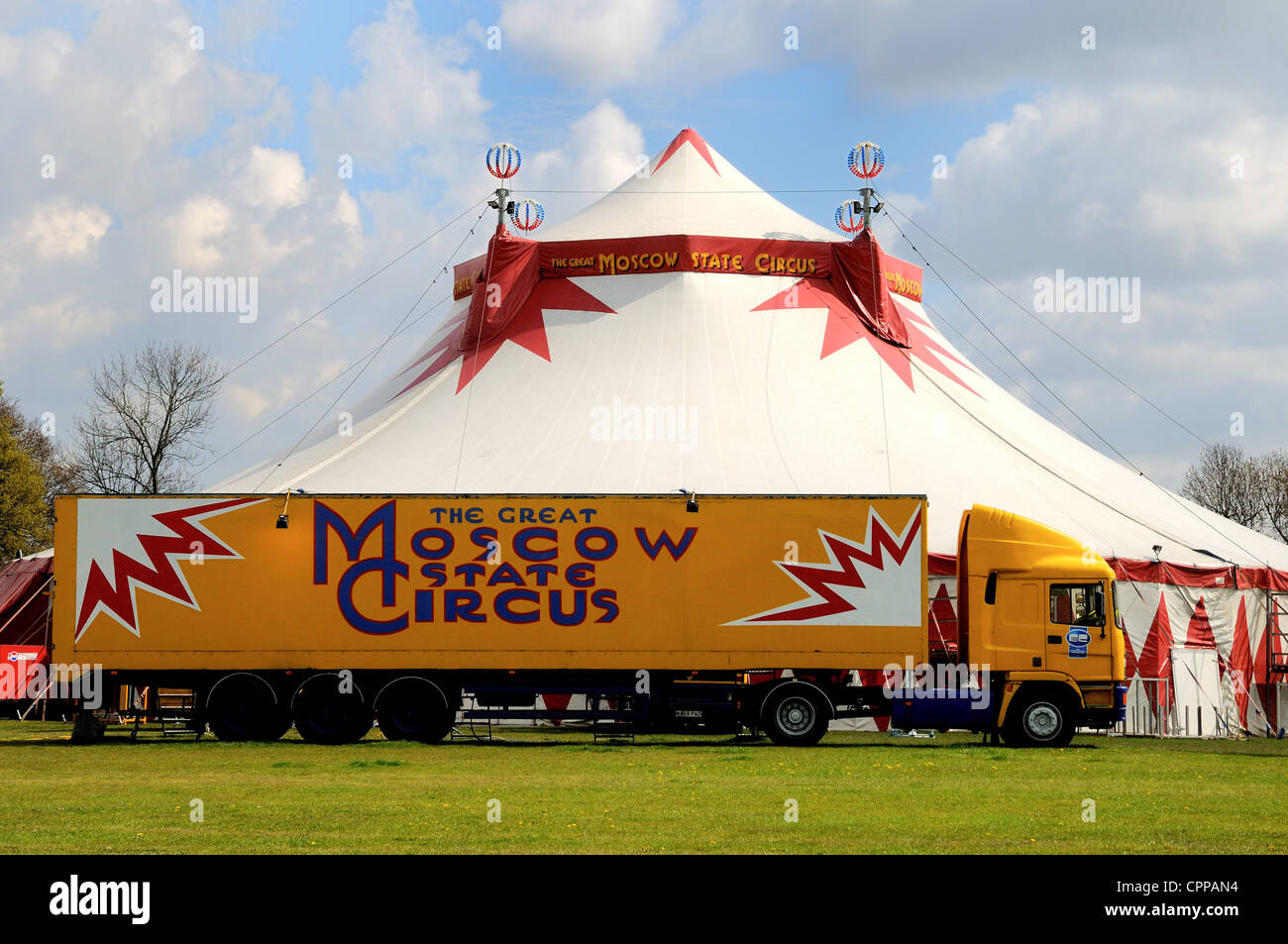 Moscow State Circus tent and lorry at the Old Deer Park ,Richmond ,Surrey Stock Photo