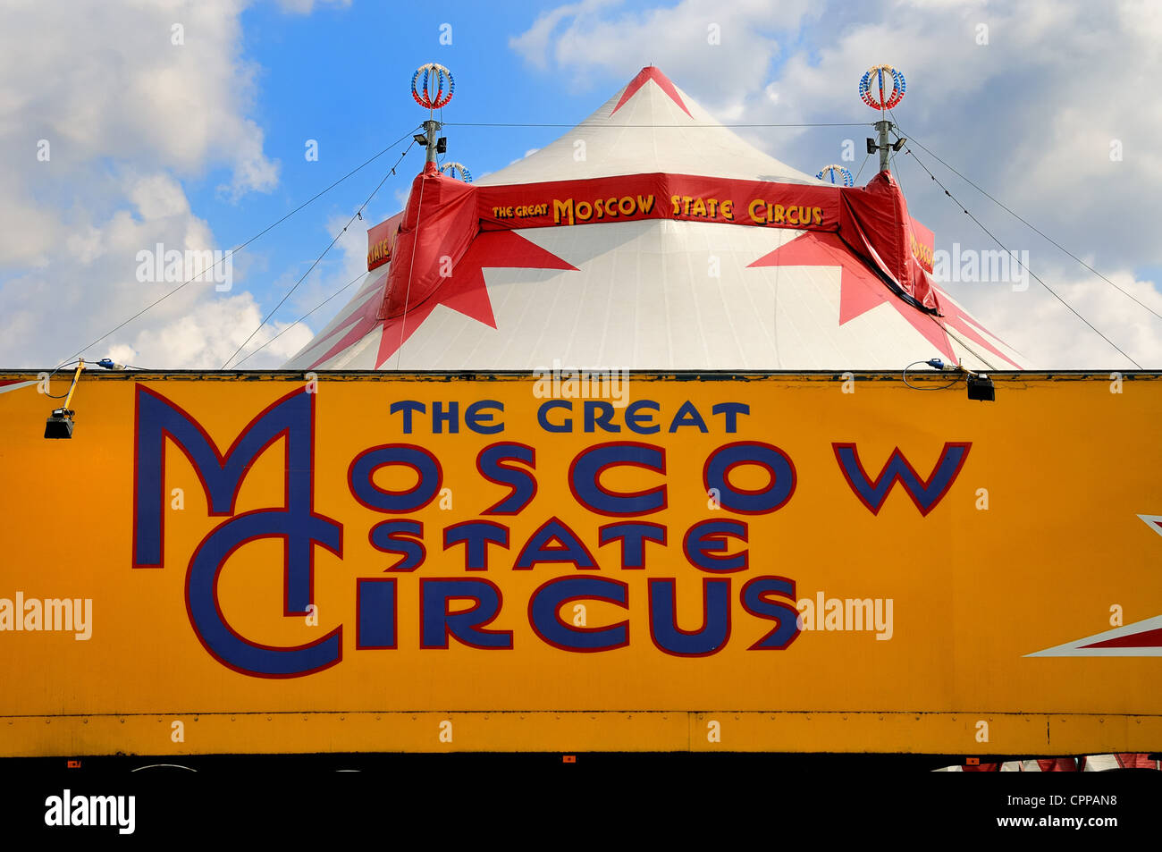 Moscow State Circus tent and lorry at the Old Deer Park ,Richmond ,Surrey Stock Photo