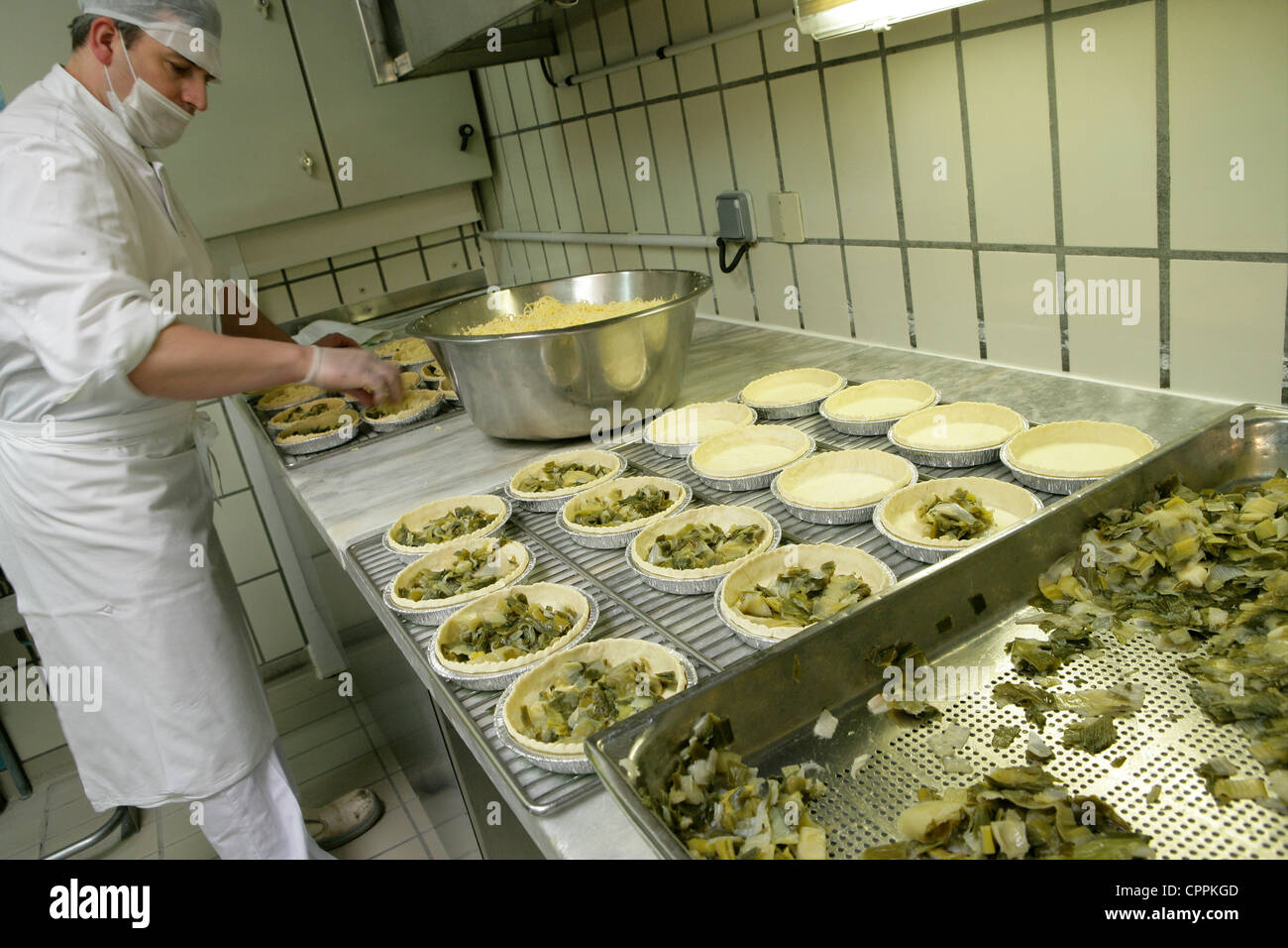 Feed production assembly line hi-res stock photography and images - Alamy