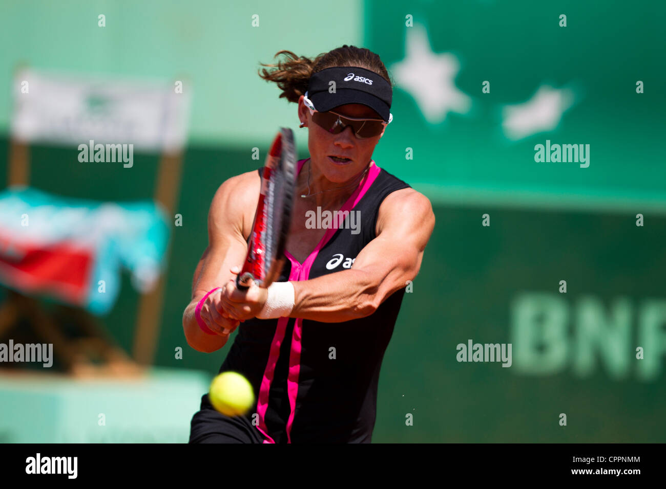 30.05.2012 Paris, France. Samantha Stosur in action against Irina Falcnoi on day 4 of the French Open Tennis from Roland Garros. Stock Photo