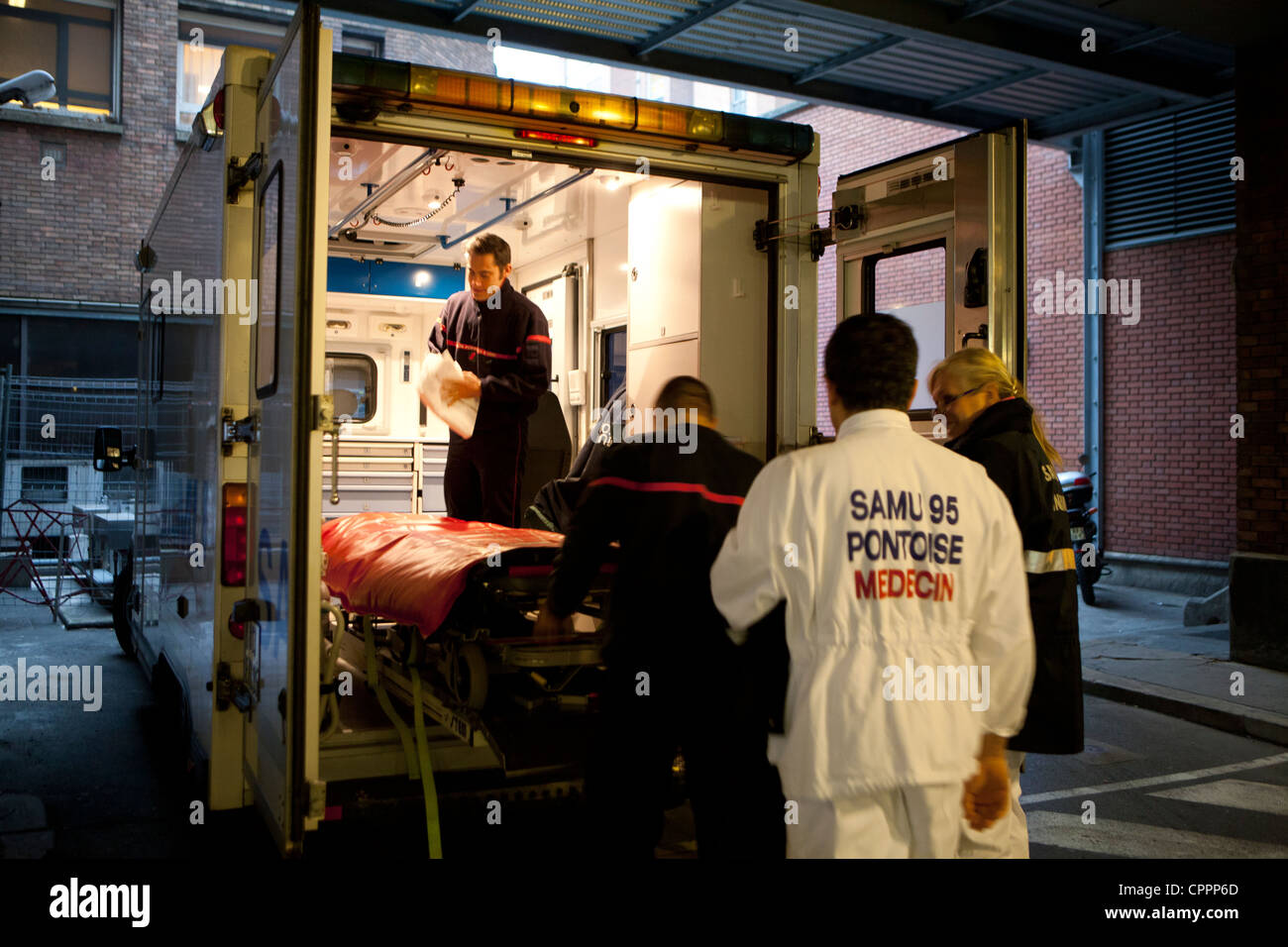 Professional emergency hi-res stock photography and images - Alamy