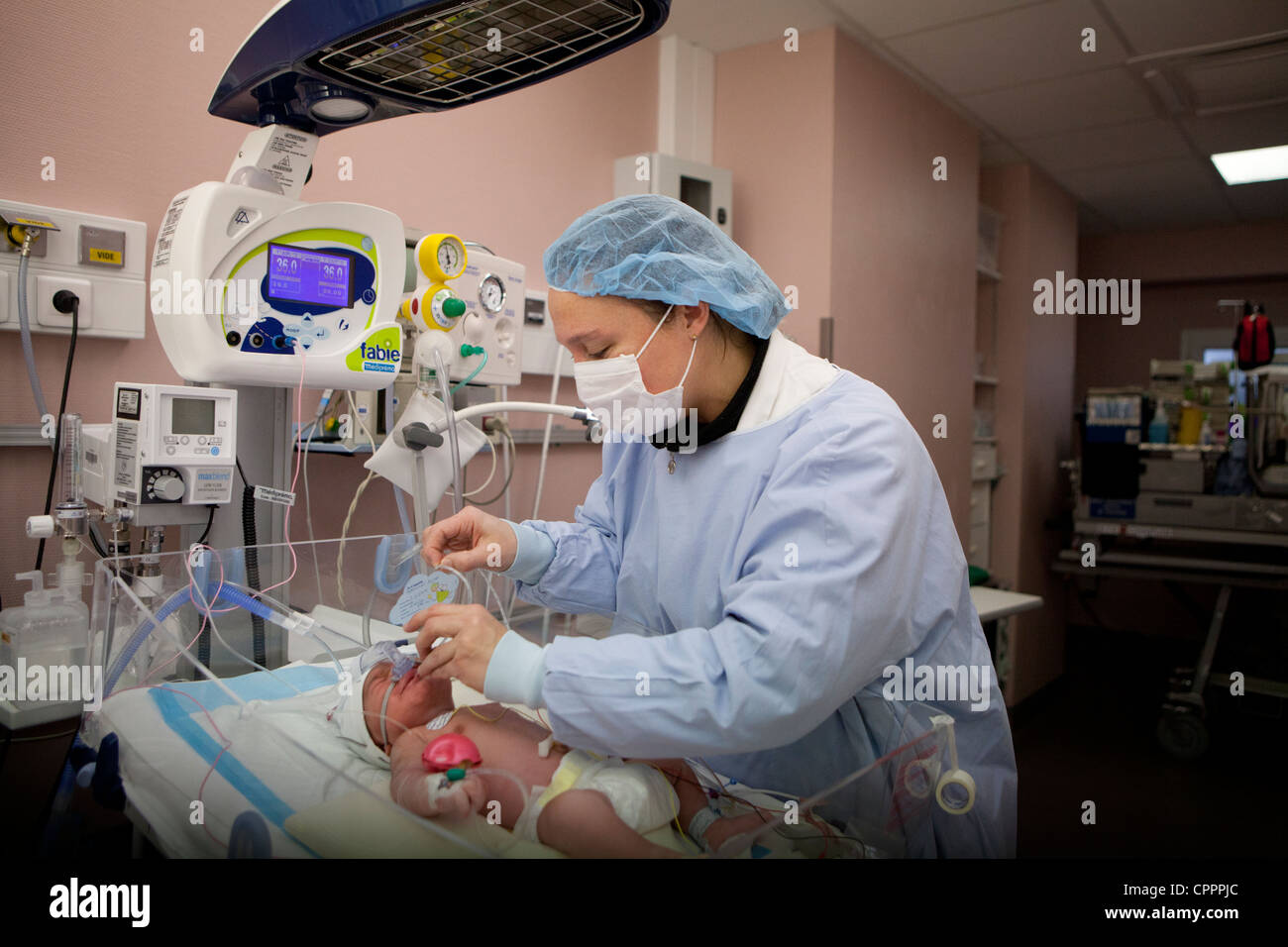 EMERGENCY CASE PEDIATRIC Stock Photo - Alamy