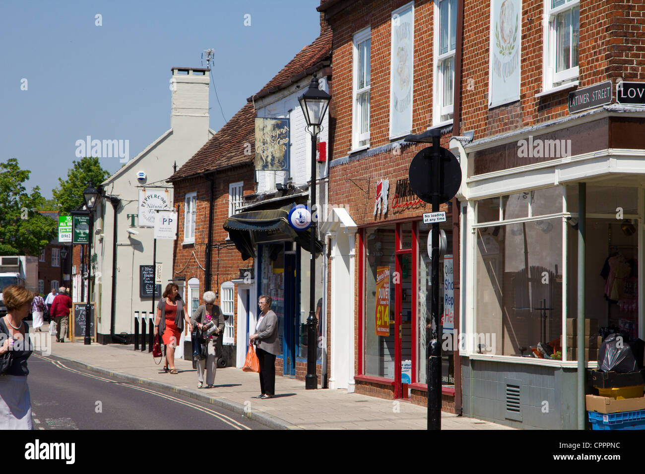 Romsey town centre hires stock photography and images Alamy