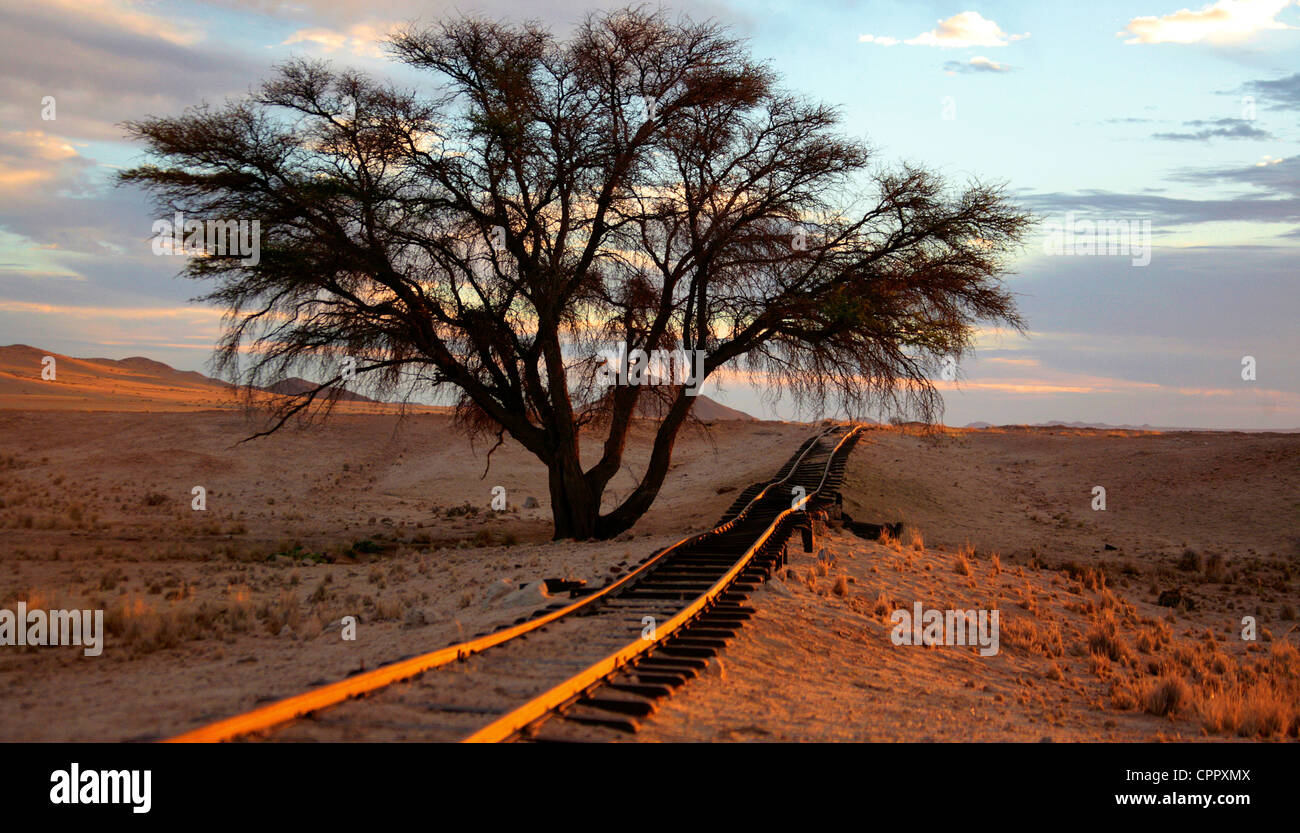 Buckled rail hi-res stock photography and images - Alamy