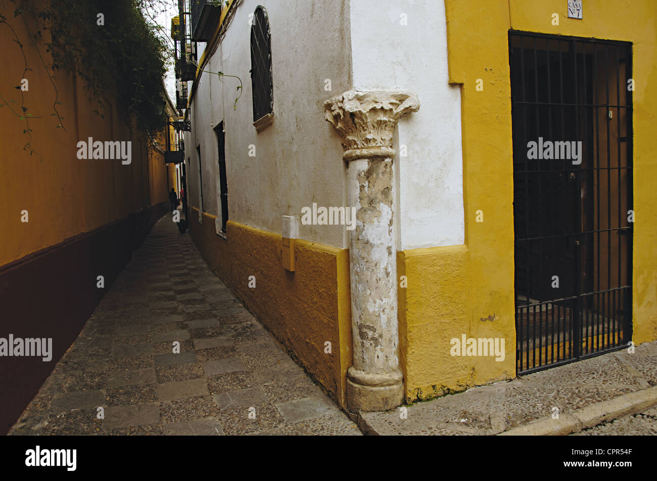 Spain. Andalusia. Sevilla. Neighborhood of Santa Cruz, the former Jewish quarter of the city. Stock Photo