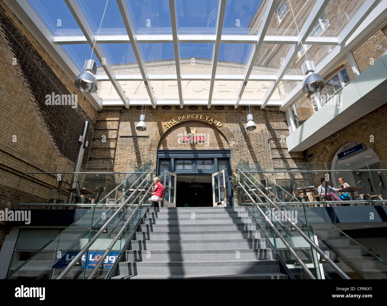 The Parcel Yard in Kings Cross station, London largest station pub in