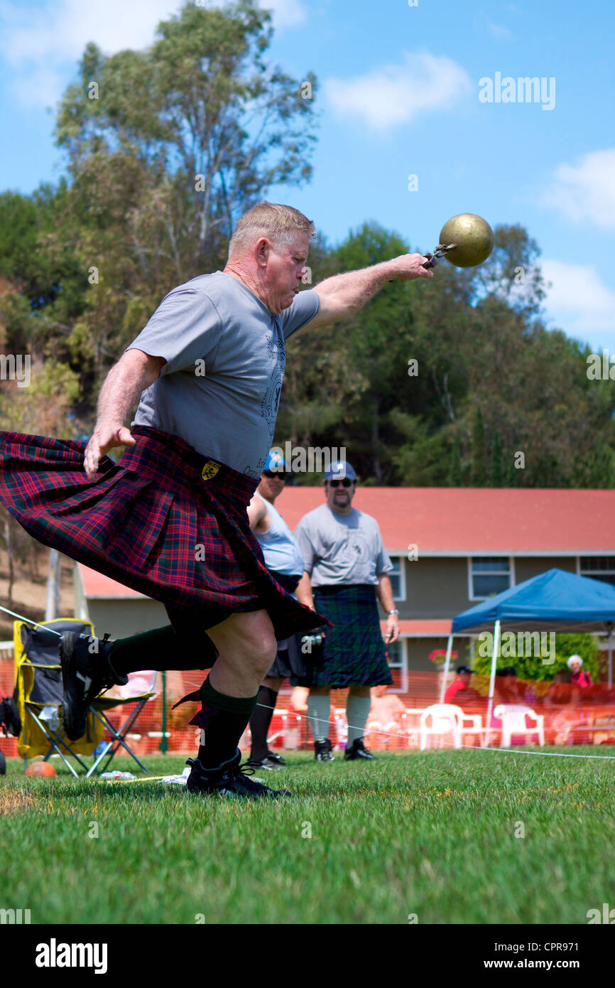 Throwing The Weight at the American Scottish Festival Costa Mesa California USA Stock Photo Alamy