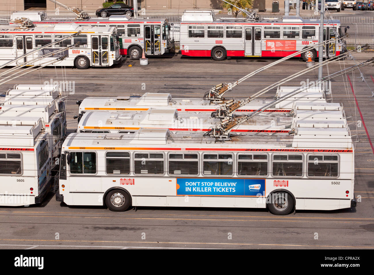 Trolley buses hires stock photography and images Alamy