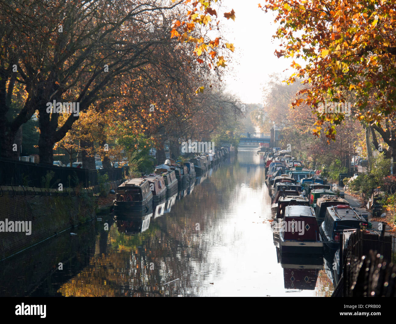 Regents canal hi-res stock photography and images - Alamy