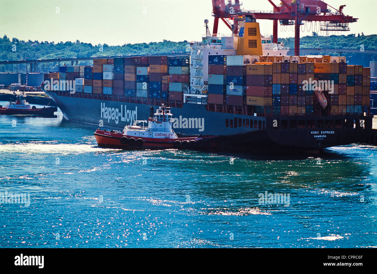 Seattle, Washington state shipping port . Tug boats and dockside ...