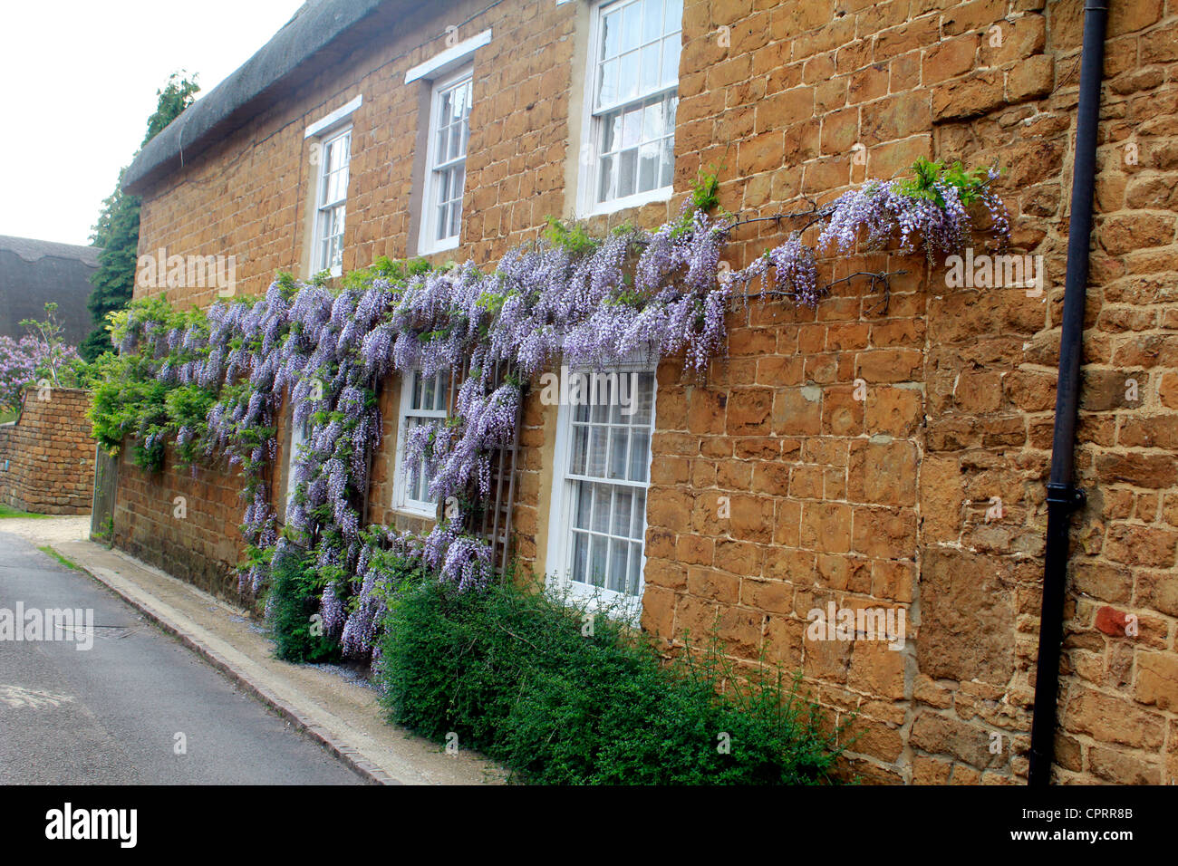 vintage old houses in Wroxton; United Kingdom Stock Photo Alamy