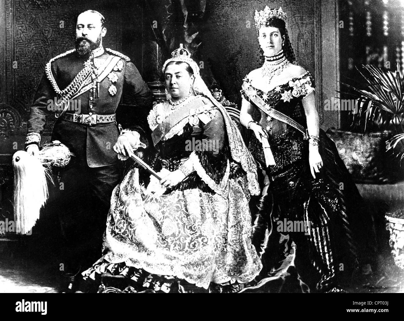 Victoria I, 24.5.1819 - 22.1.1901, Queen of Great Britain and Ireland 1837 - 1901, group picture, with her son Prince Edward of Wales and her daughter-in-law, Princess Alexandra of Denmark, late 19th century, Stock Photo