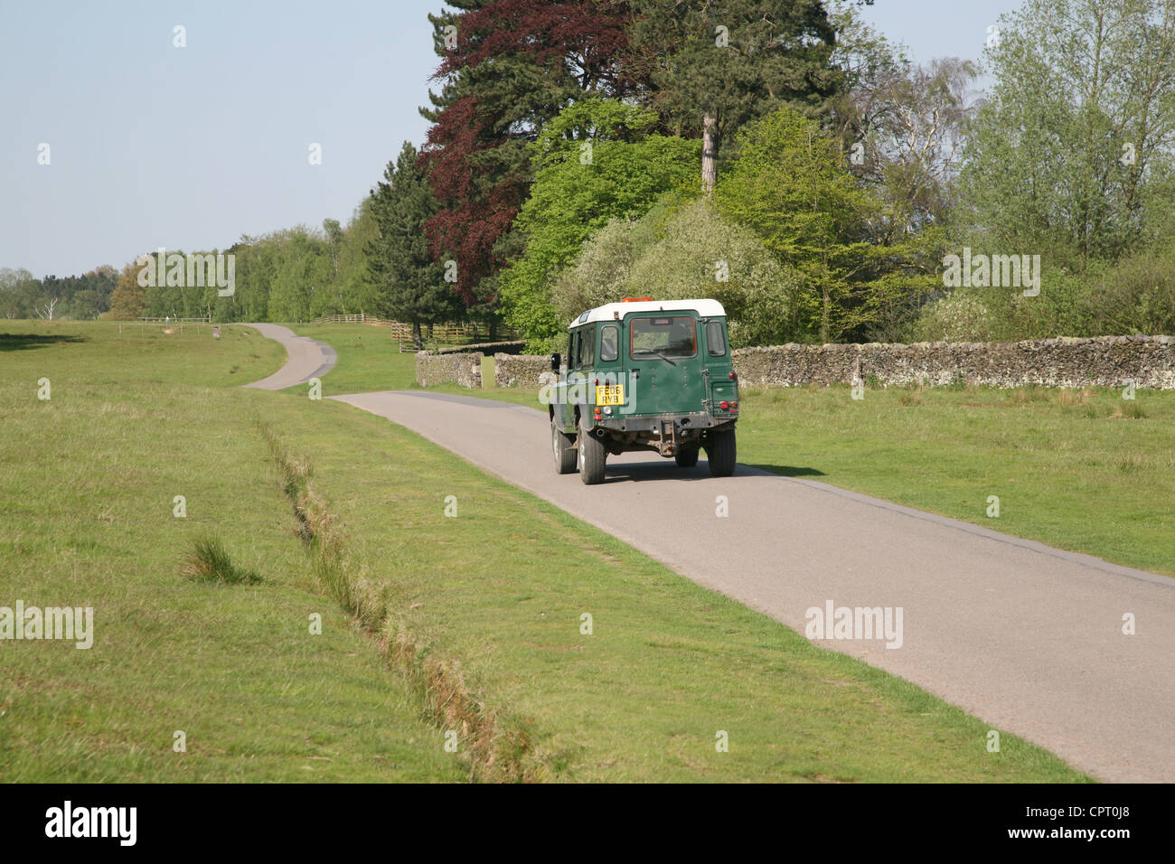 Land rover countryside hi-res stock photography and images - Alamy
