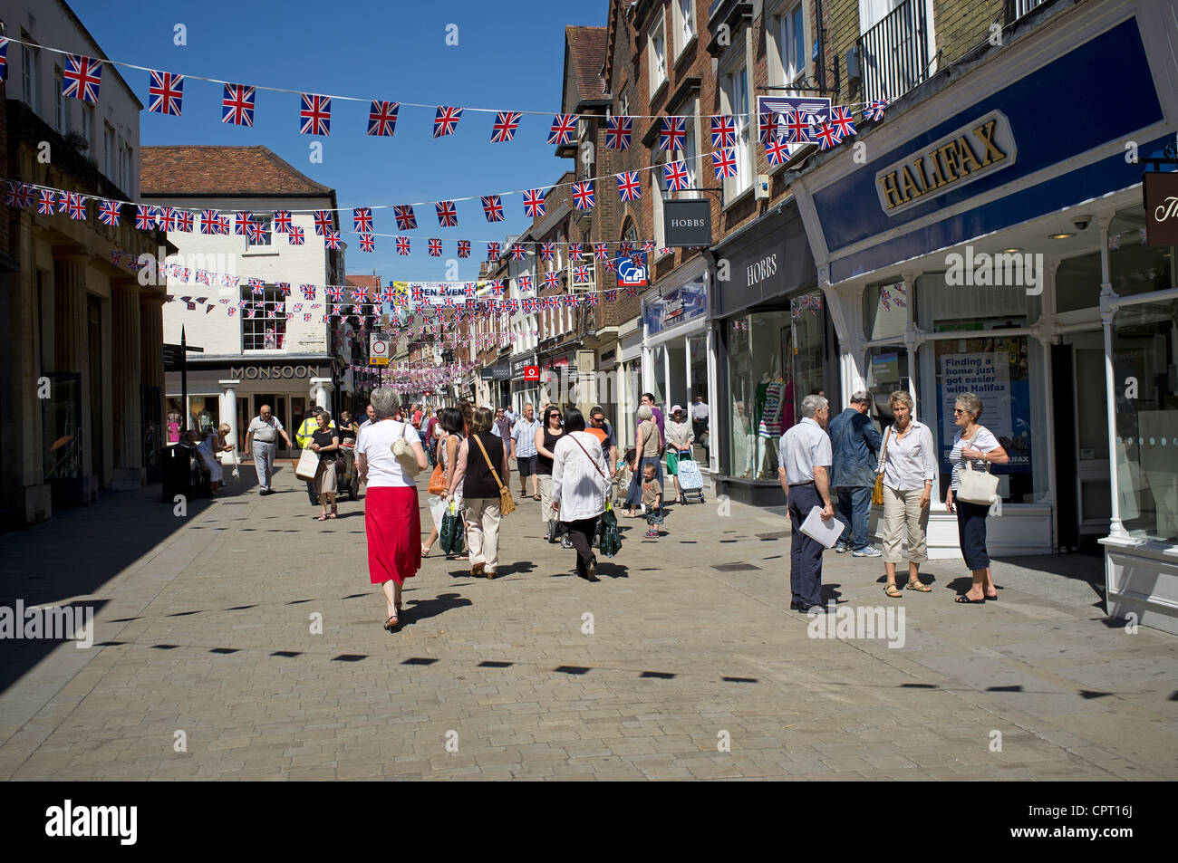 Winchester High Street High Resolution Stock Photography and Images - Alamy