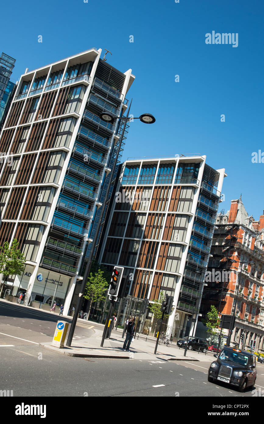 One Hyde Park apartments, Knightsbridge, London, UK Stock Photo Alamy