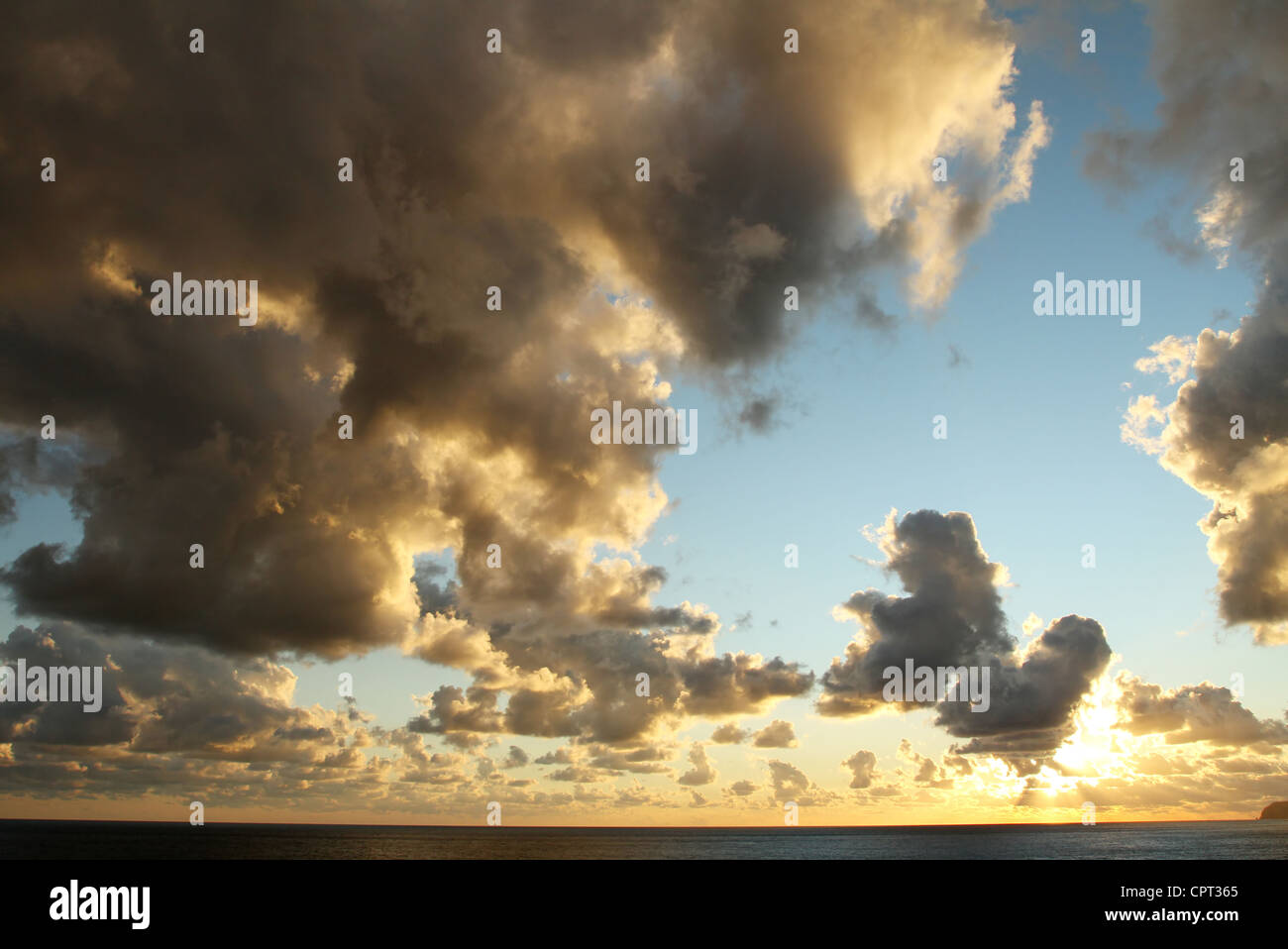 Beautiful sunset sky with clouds Stock Photo - Alamy