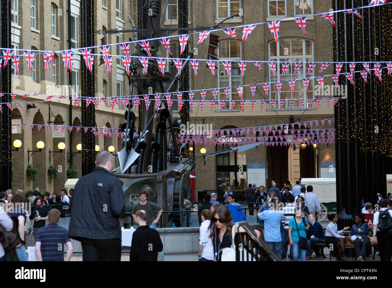 Union Jack bunting in Hay's Galleria on the Jubilee Walk, Southwark situated on the south bank of the River Thames Stock Photo