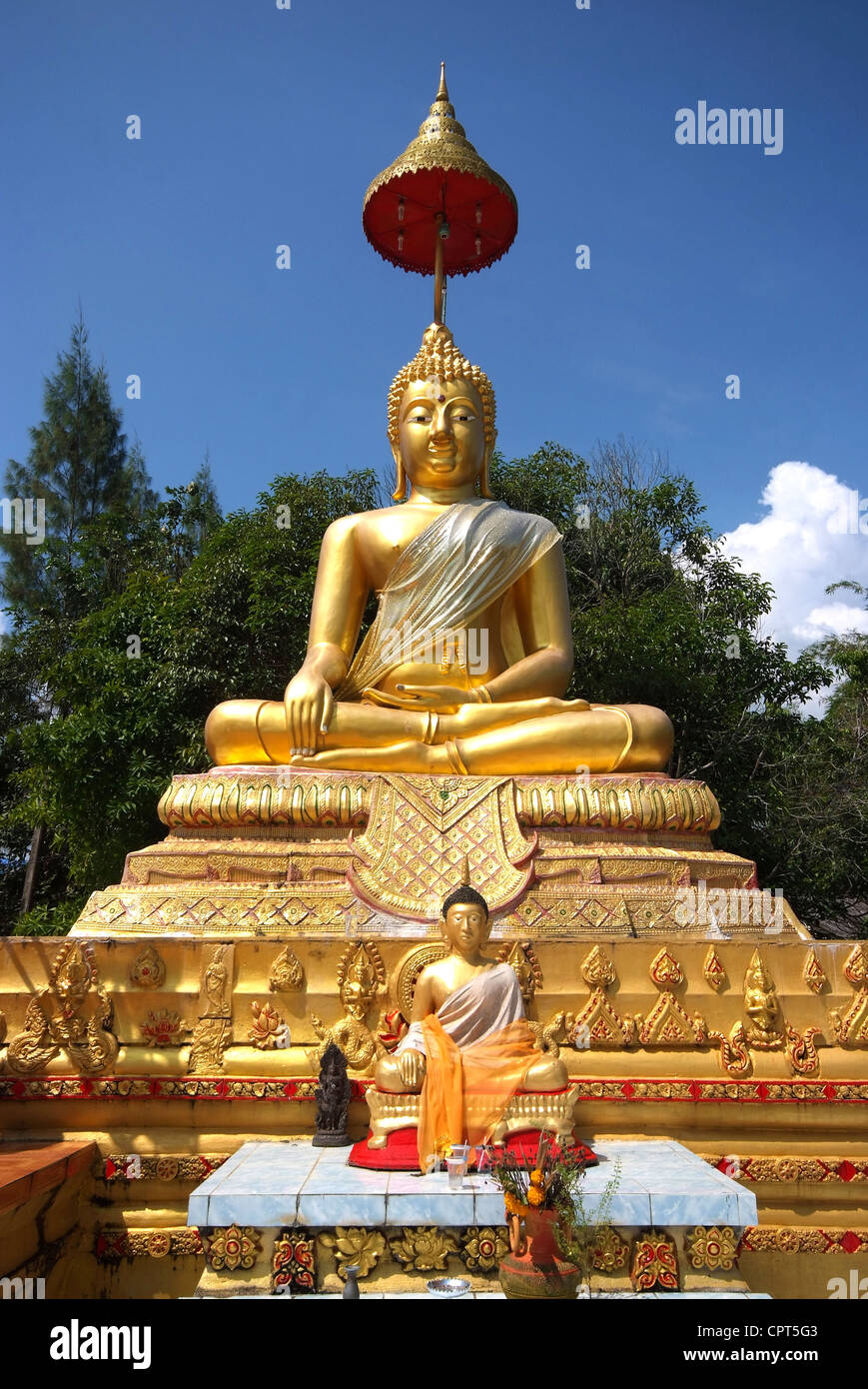 ฺฺBeautiful Golden Buddha statue in Chumphon, Thailand Stock Photo Alamy