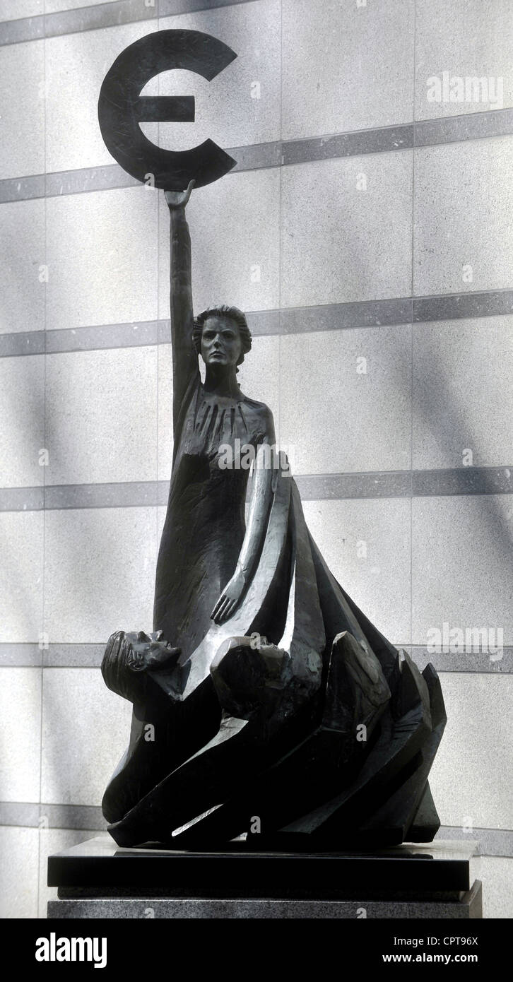 Eu parliament brussels statue High Resolution Stock Photography and