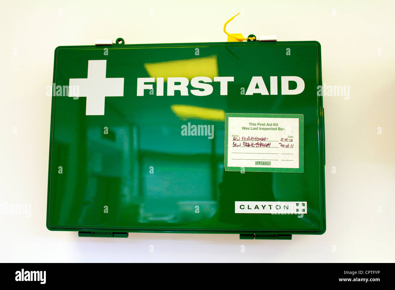 Medical kit first aid hires stock photography and images Alamy