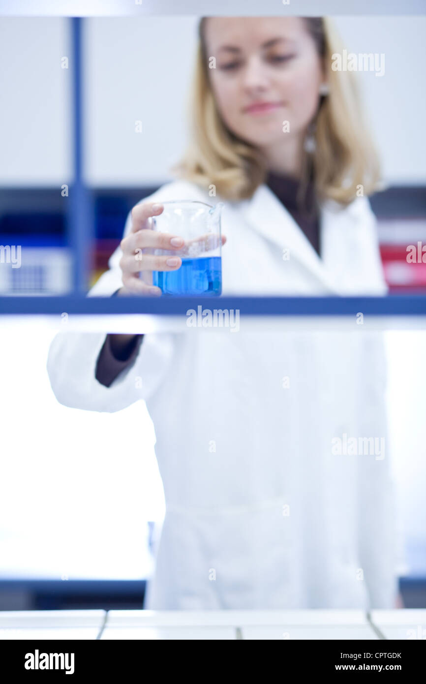 Time experiments hi-res stock photography and images - Alamy