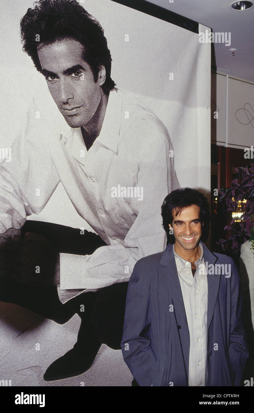 Copperfield, David, * 16.9.56, American magician, half length, during press conference, Munich, Germany, 10.9.1993, Stock Photo