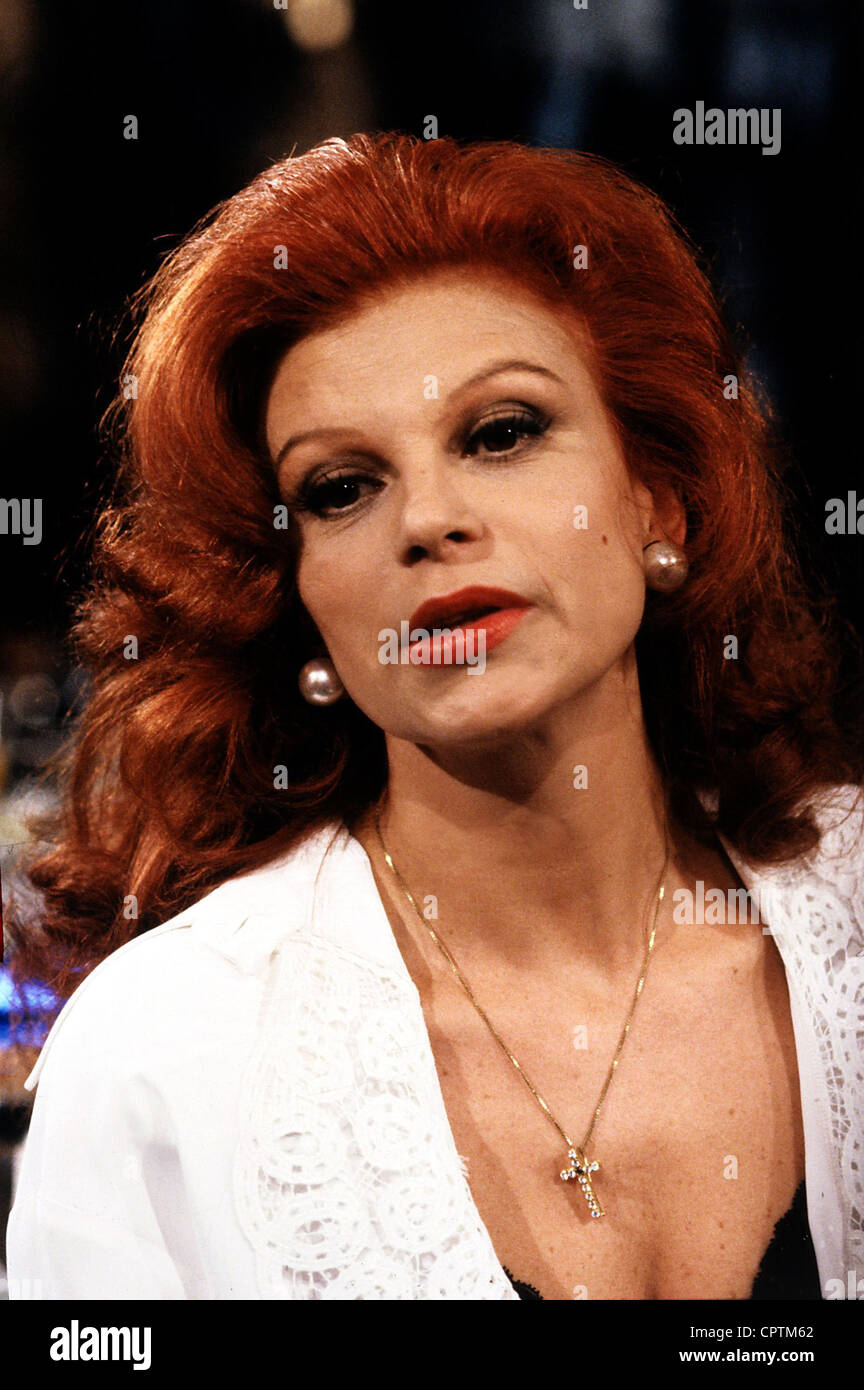 Milva (born Maria Ilva Biolcati), * 17.7.1939, Italian singer, portrait, 1990, Stock Photo