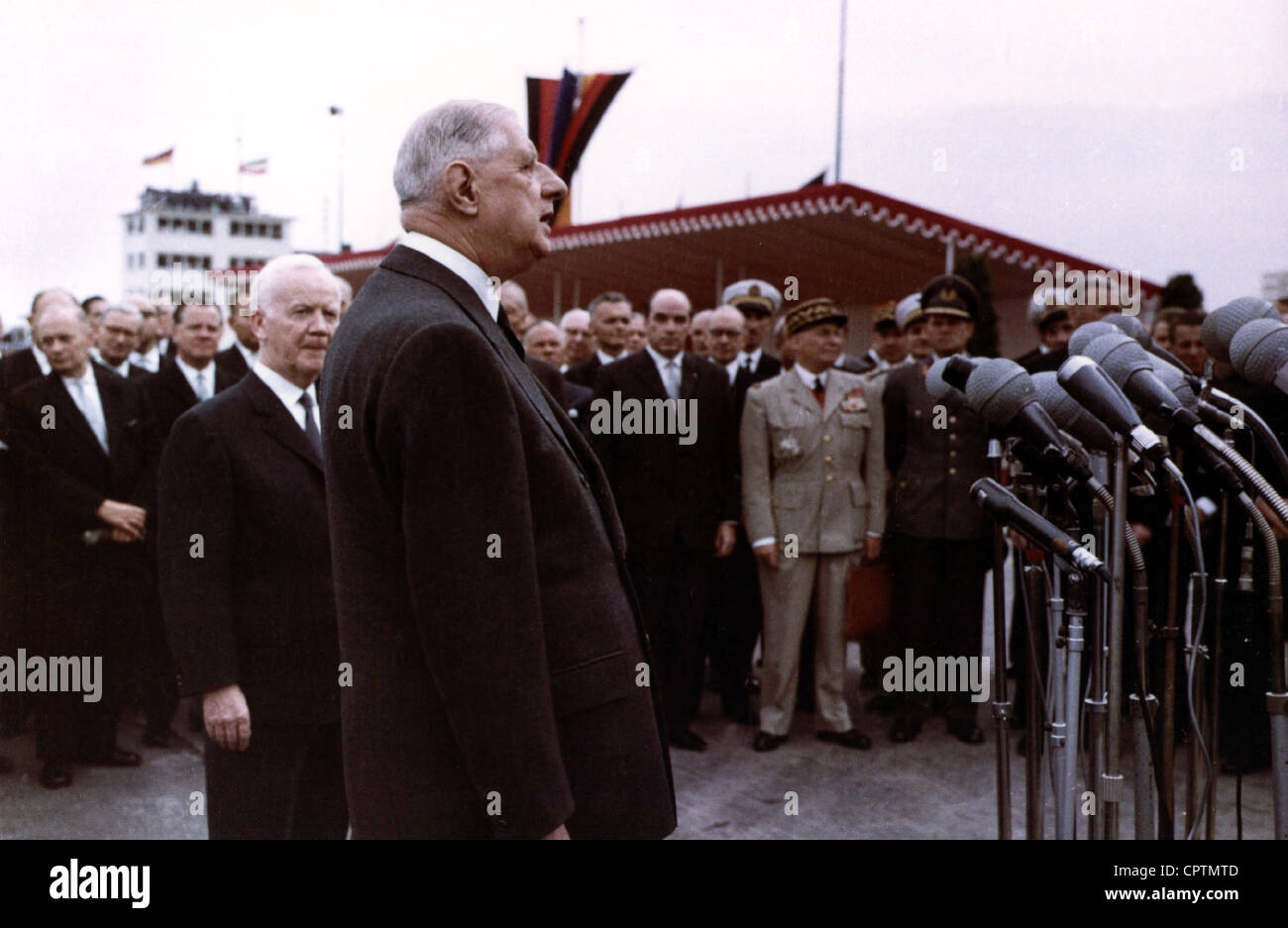 Gaulle, Charles de, 22.11.1890 - 9.11.1970, French general and politician, state visit to Germany, arrival at Wahn Airport, 4.9.1962, speech, Stock Photo
