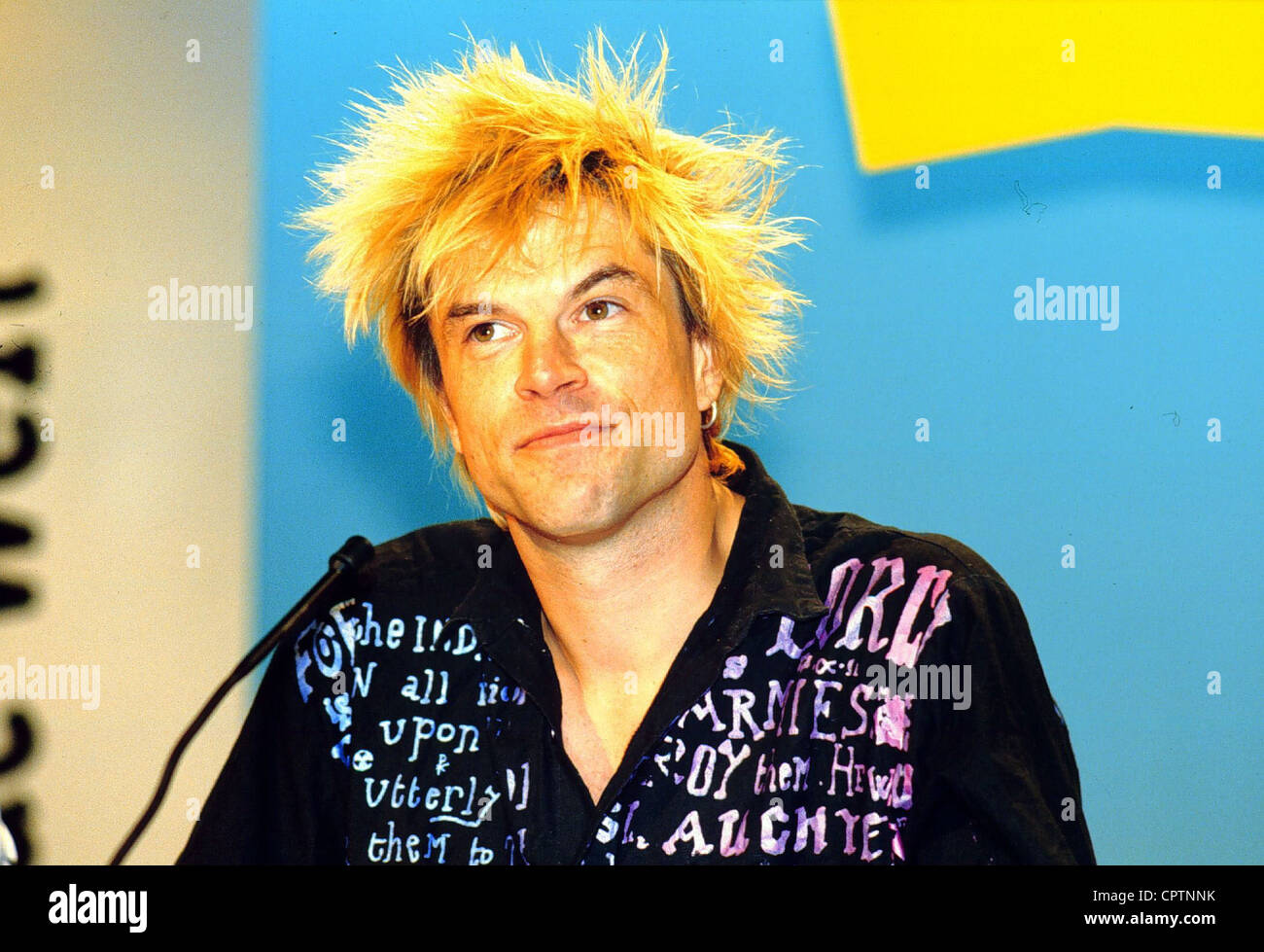 Campino (Andreas Frege), * 22.6.1962, German musician, singer of the punk  rock band "Die Toten Hosen", portrait, 1996 Stock Photo - Alamy