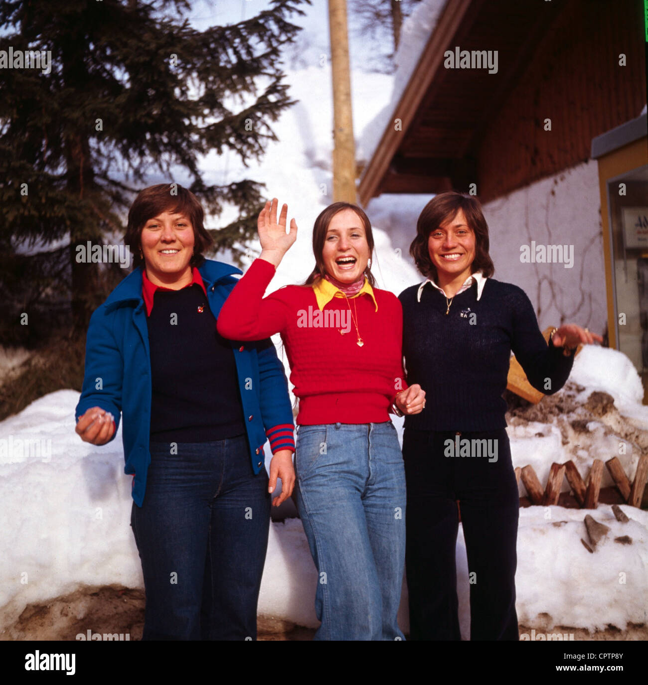 Mittermaier, Rosi, * 5.8.1950, German alpine ski racer, group picture, with Evi Mittermaier and Christa Zechmeister, 1974, Stock Photo