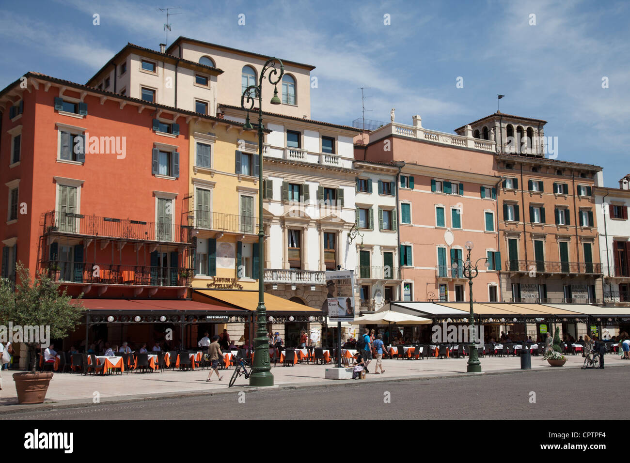 Verona Italy Romeo and Guiletta Juliet cityscape bell tower Stock Photo Alamy