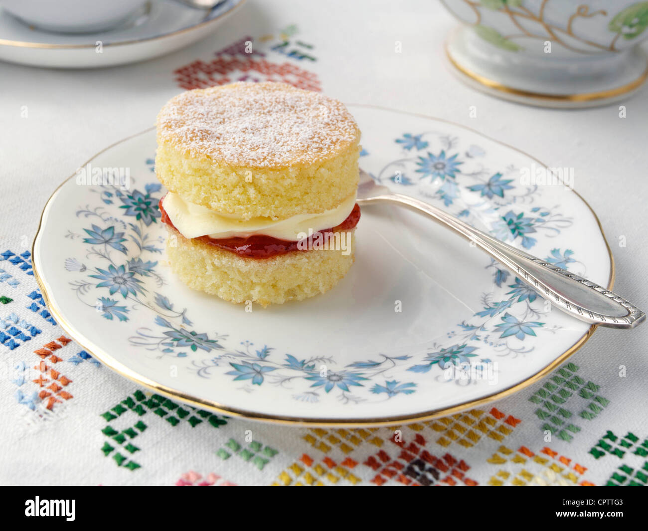 Mini victoria sponge sandwich cake hires stock photography and images