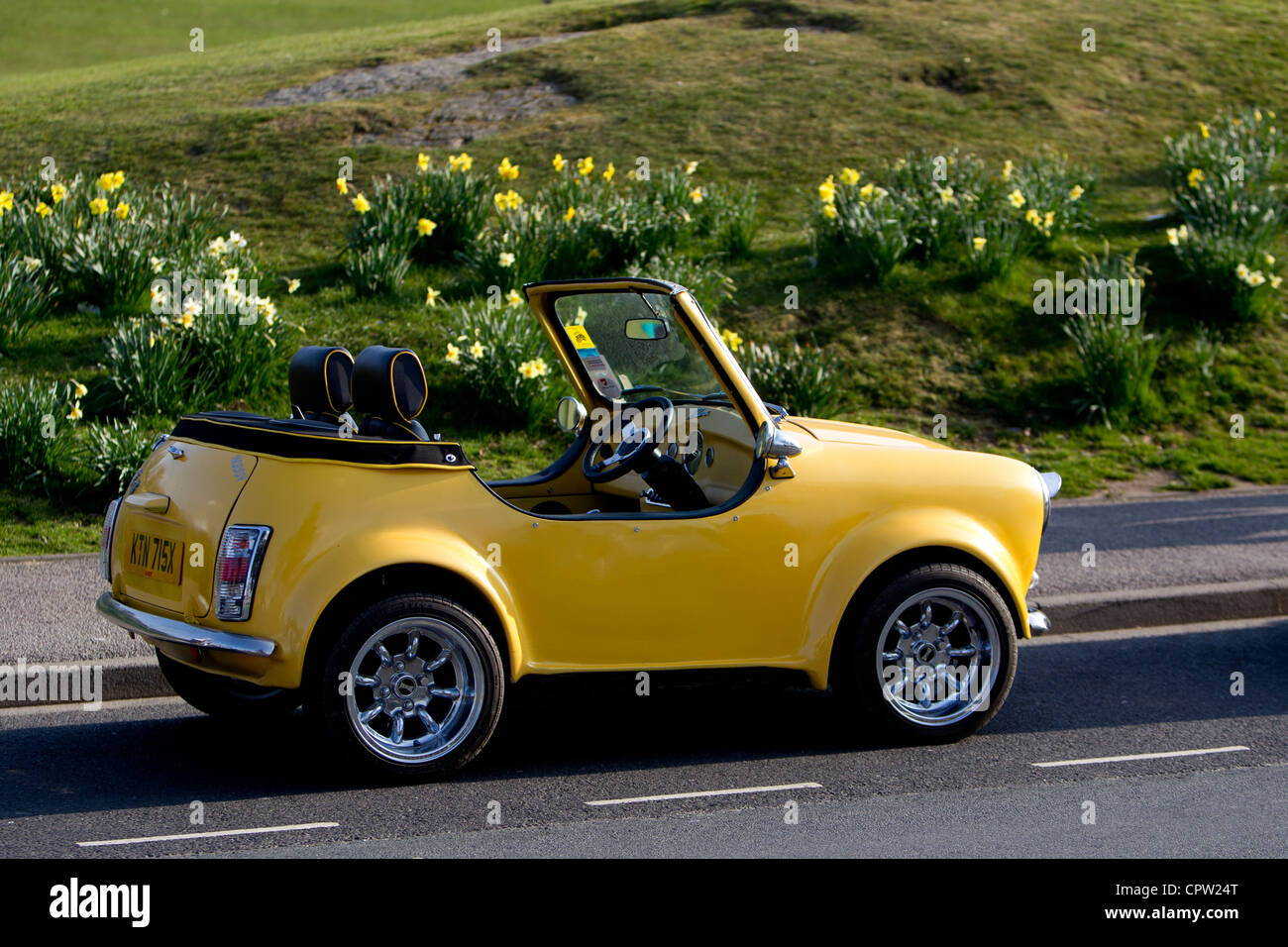 Open Top Car High Resolution Stock Photography And Images Alamy Open Top Car High Resolution Stock Photography And Images Alamy