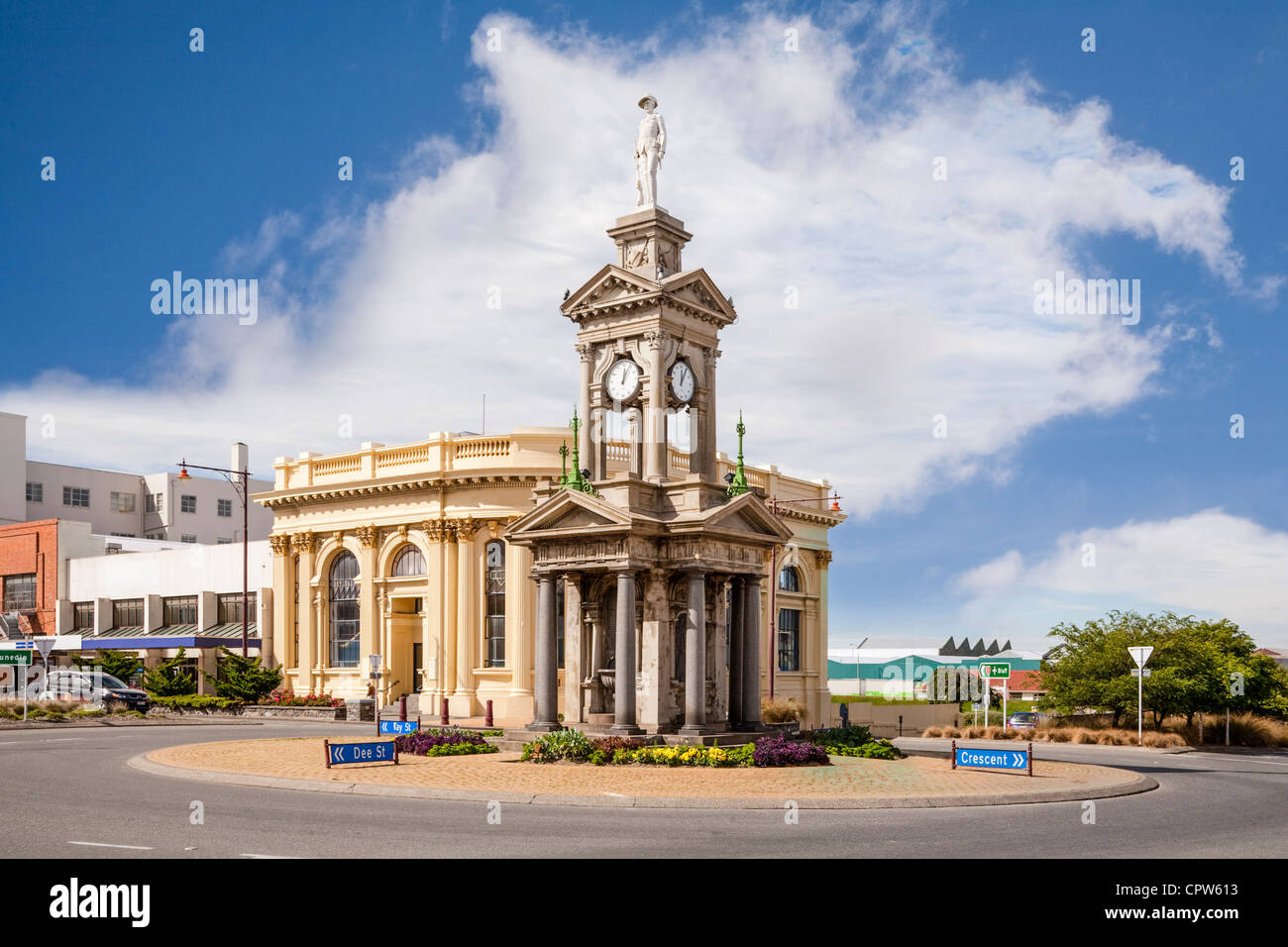 Bank Corner, Invercargill, Southland, New Zealand, the war memorial and old stone buildings in the centre of town. Stock Photo