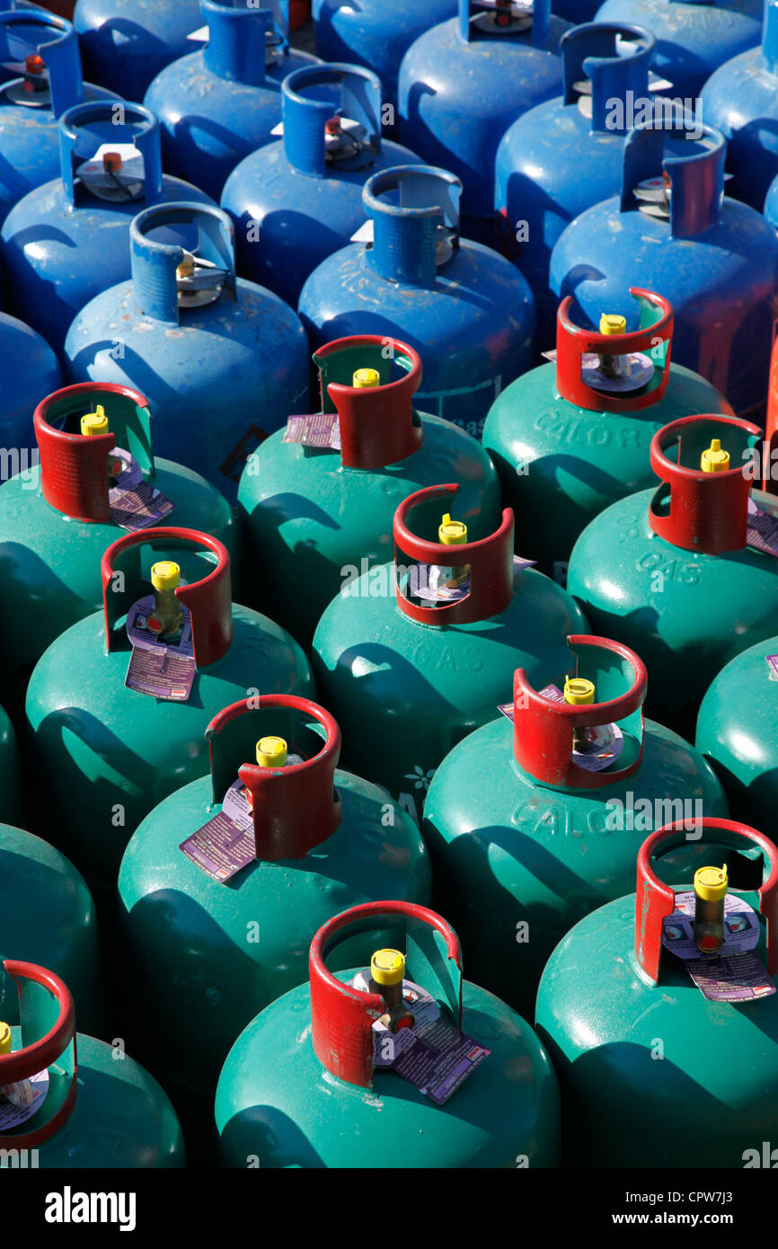 CALOR GAS BOTTLES IN A DEPOT IN TOWER HAMLETS LONDON ENGLAND,UK Stock Photo