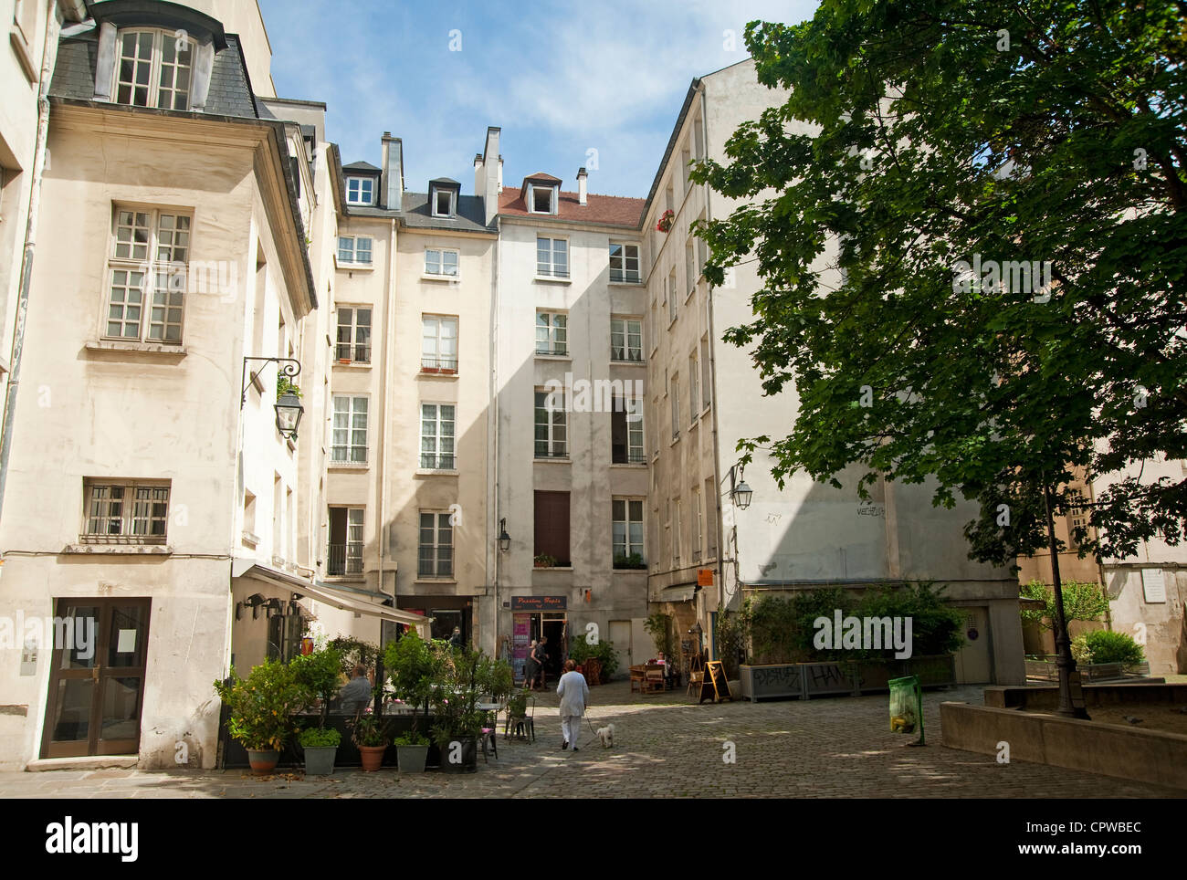 Paris, France Village St Paul Stock Photo Alamy