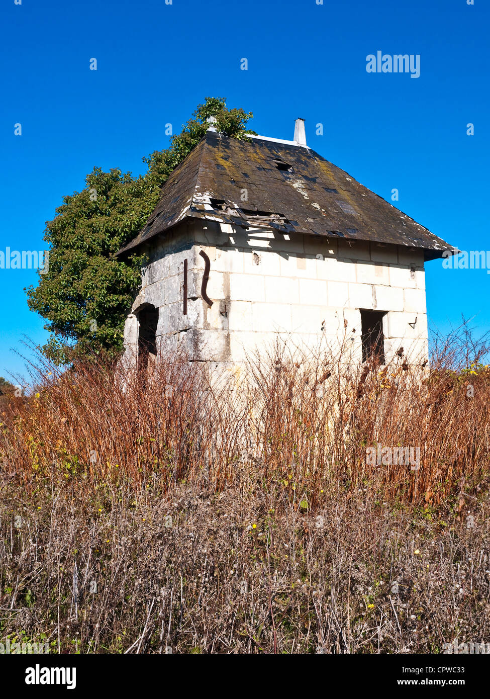 Old abandoned vine workers lodge - France. Stock Photo
