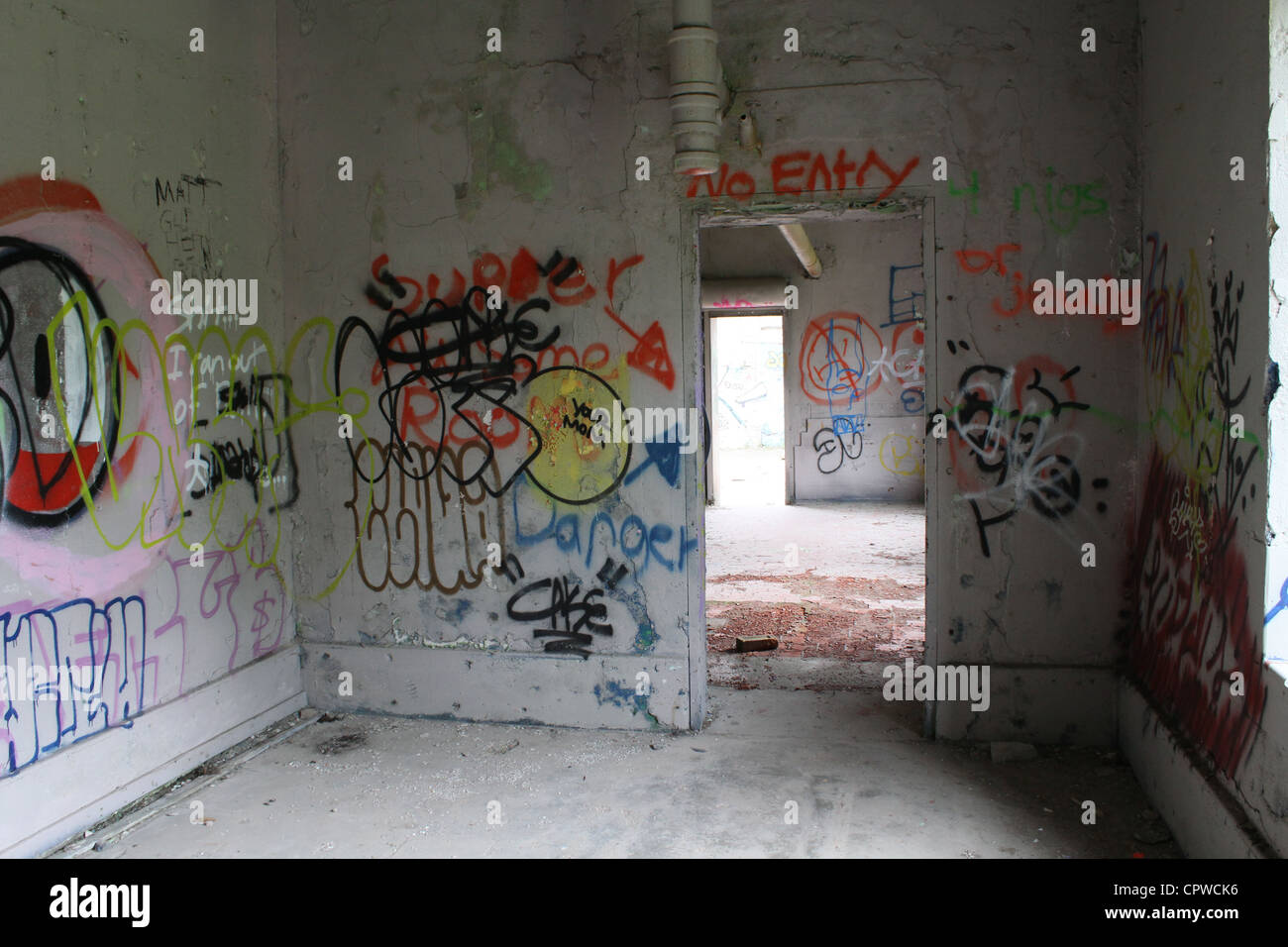 graffiti vandalism abandoned building room Stock Photo