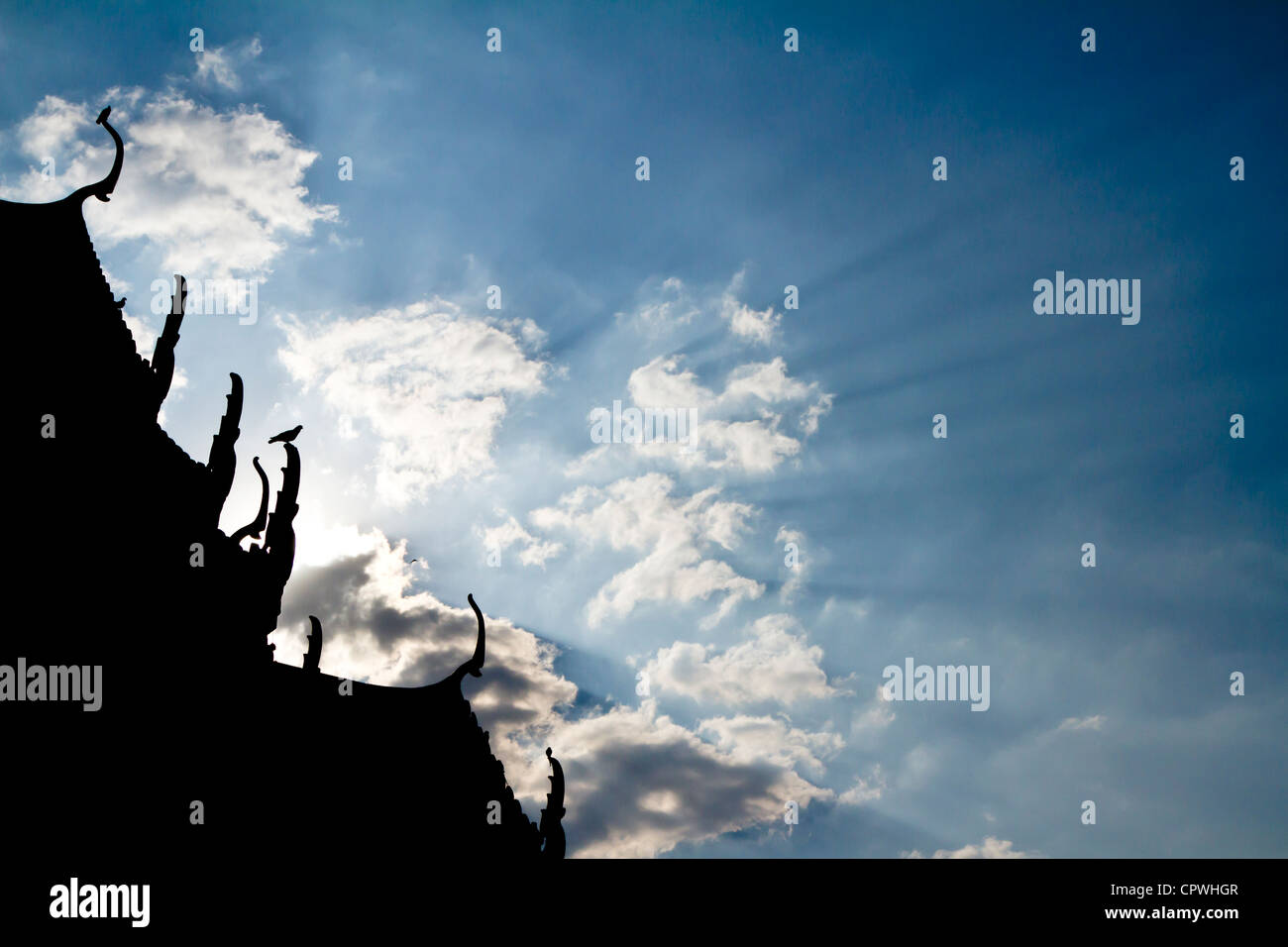 The sun rays over the Thai monastery in Bodhgaya, India - Stock Image