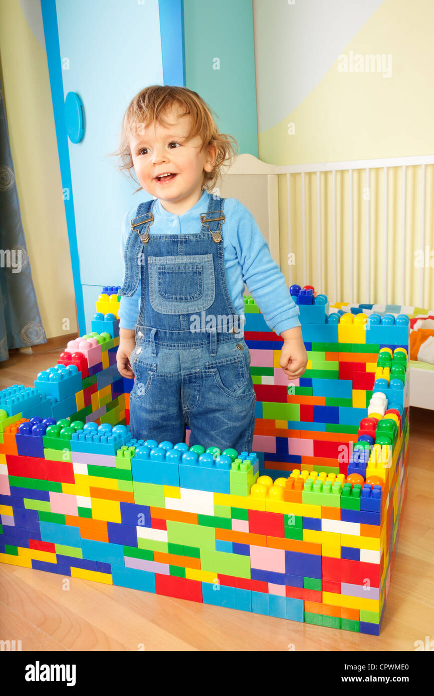 big plastic blocks for toddlers