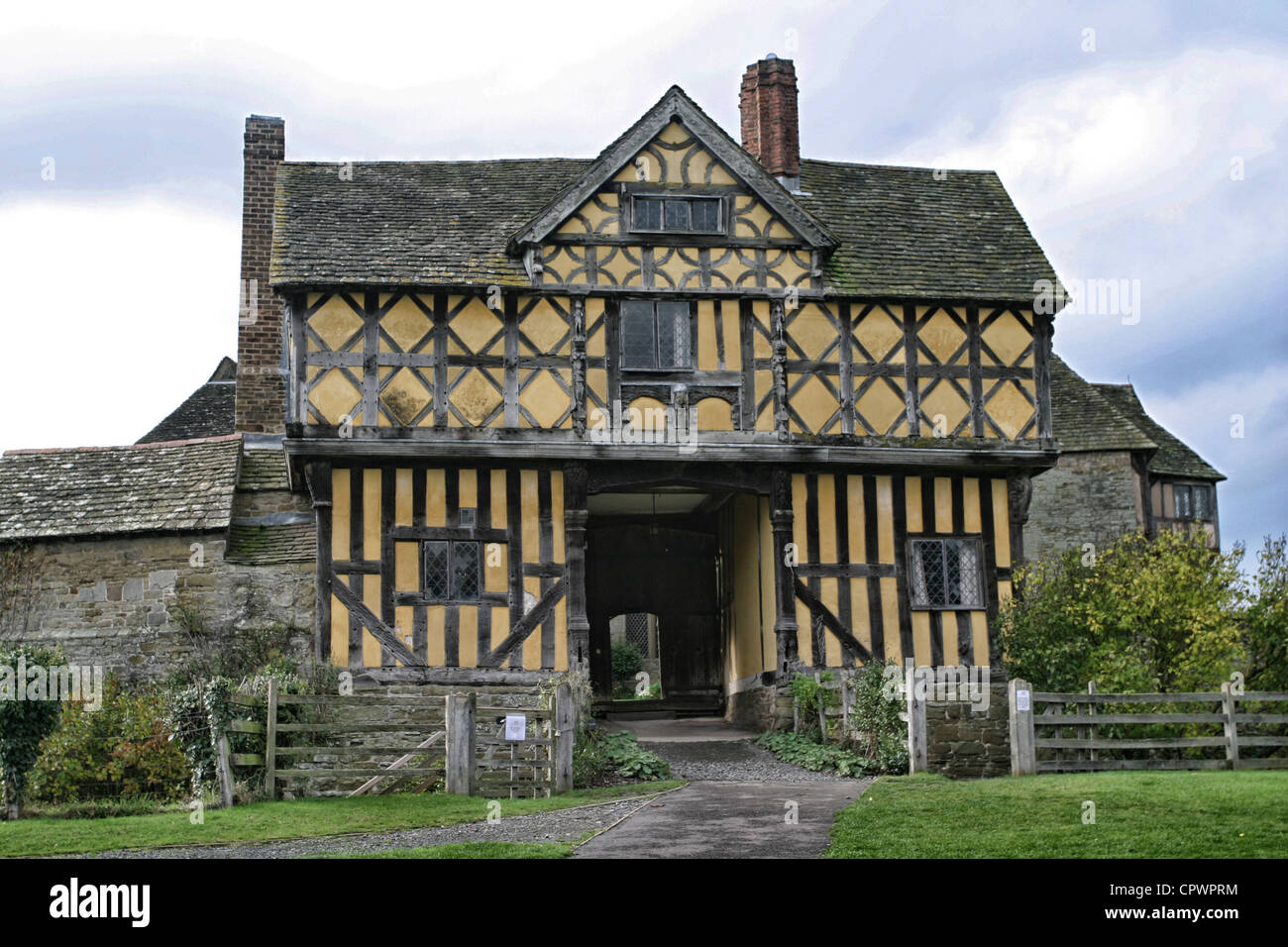 17th Century gatehouse of Stokesay Castle, a fortified manor house built on the English/Welsh border in the late 13th century. Stock Photo